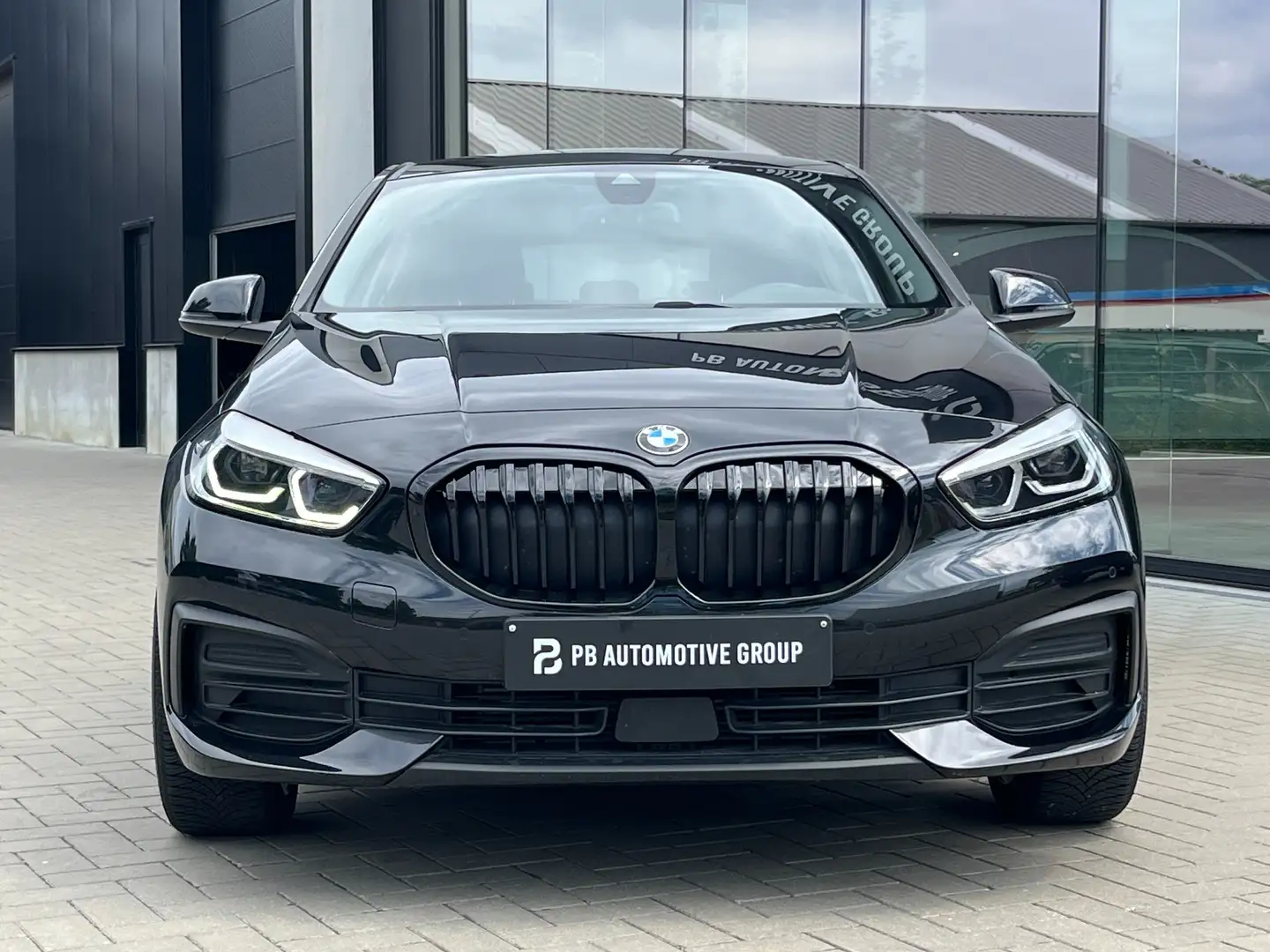 BMW 116 d Full Led-Navigatie-Bluetooth-Parkeersensoren-18" Noir - 2