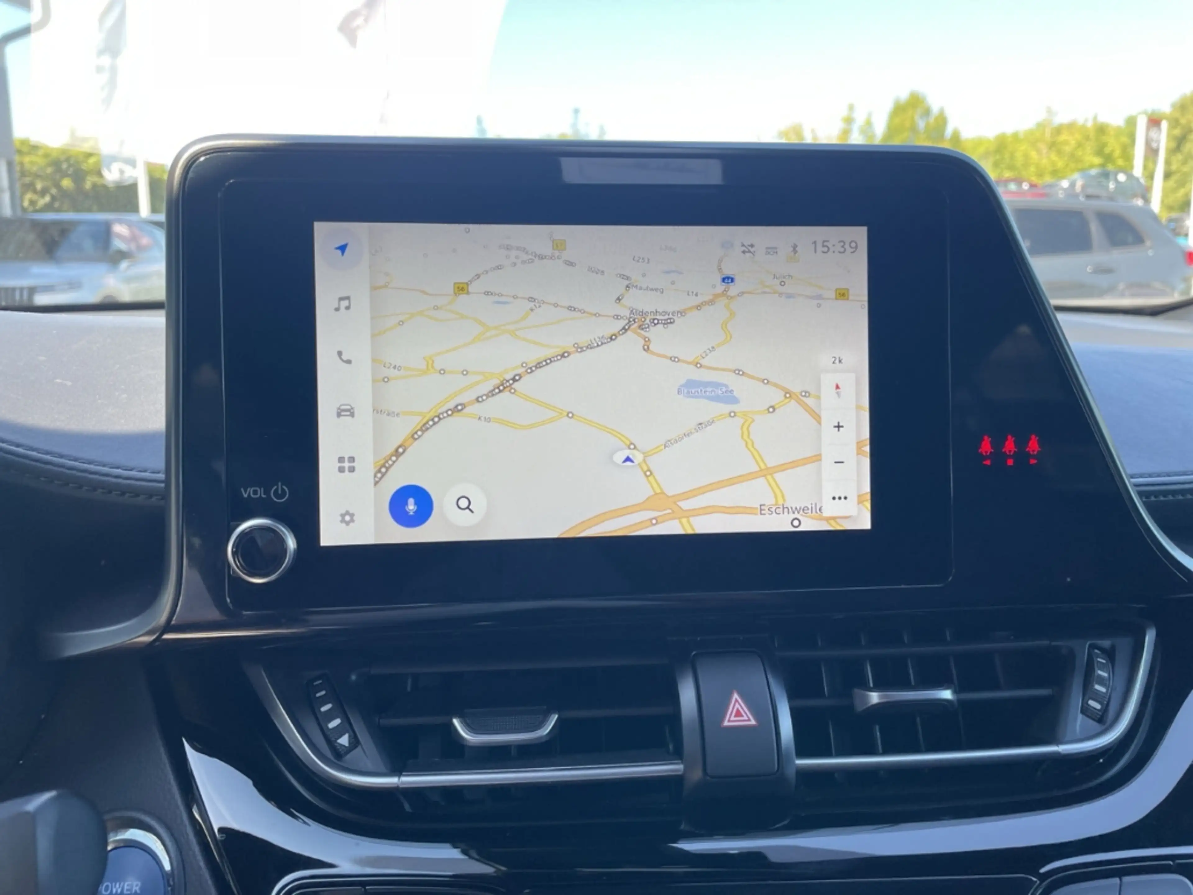 Toyota C-HR Hybrid Team D Navi LED Apple CarPlay Android Auto — photo 14