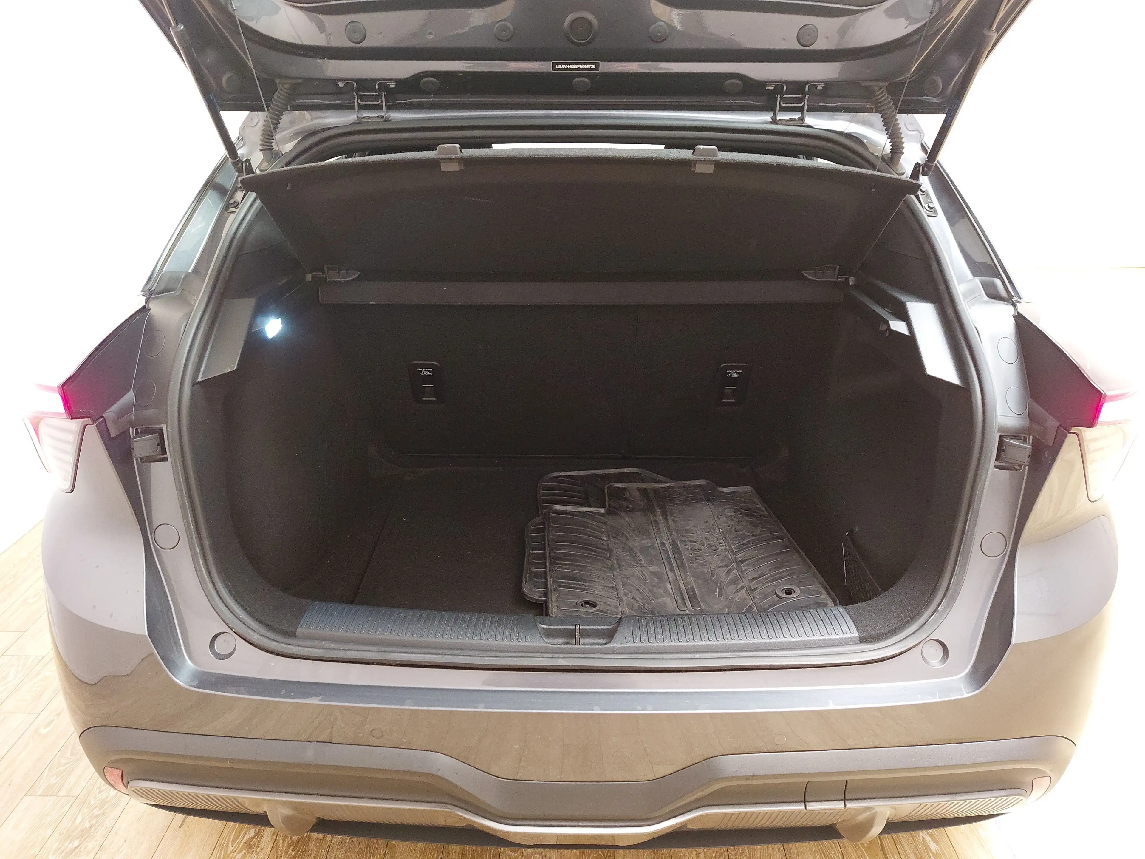 MG MG4 Electric LED CARPLAY PDC ACC — photo 15