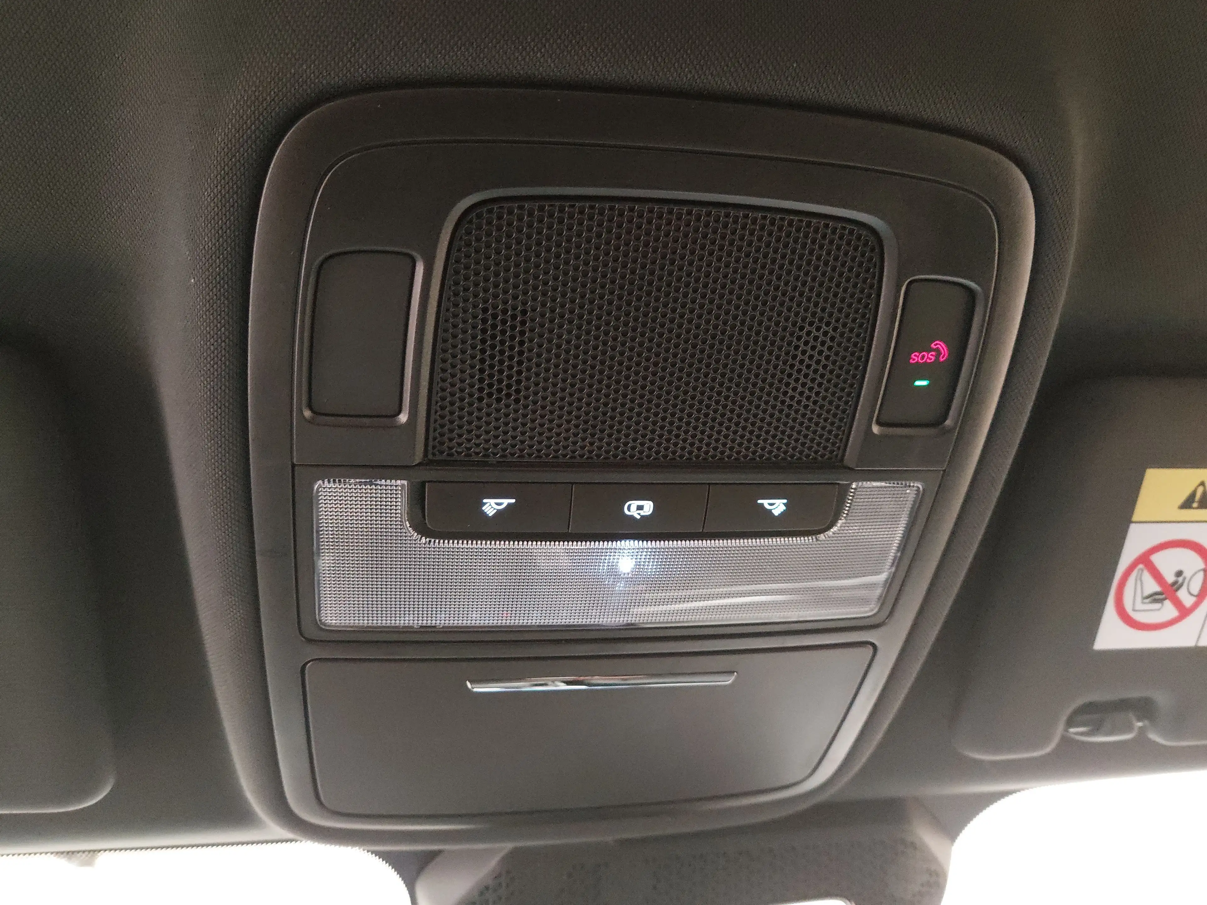 MG MG4 Electric LED CARPLAY PDC ACC — photo 13