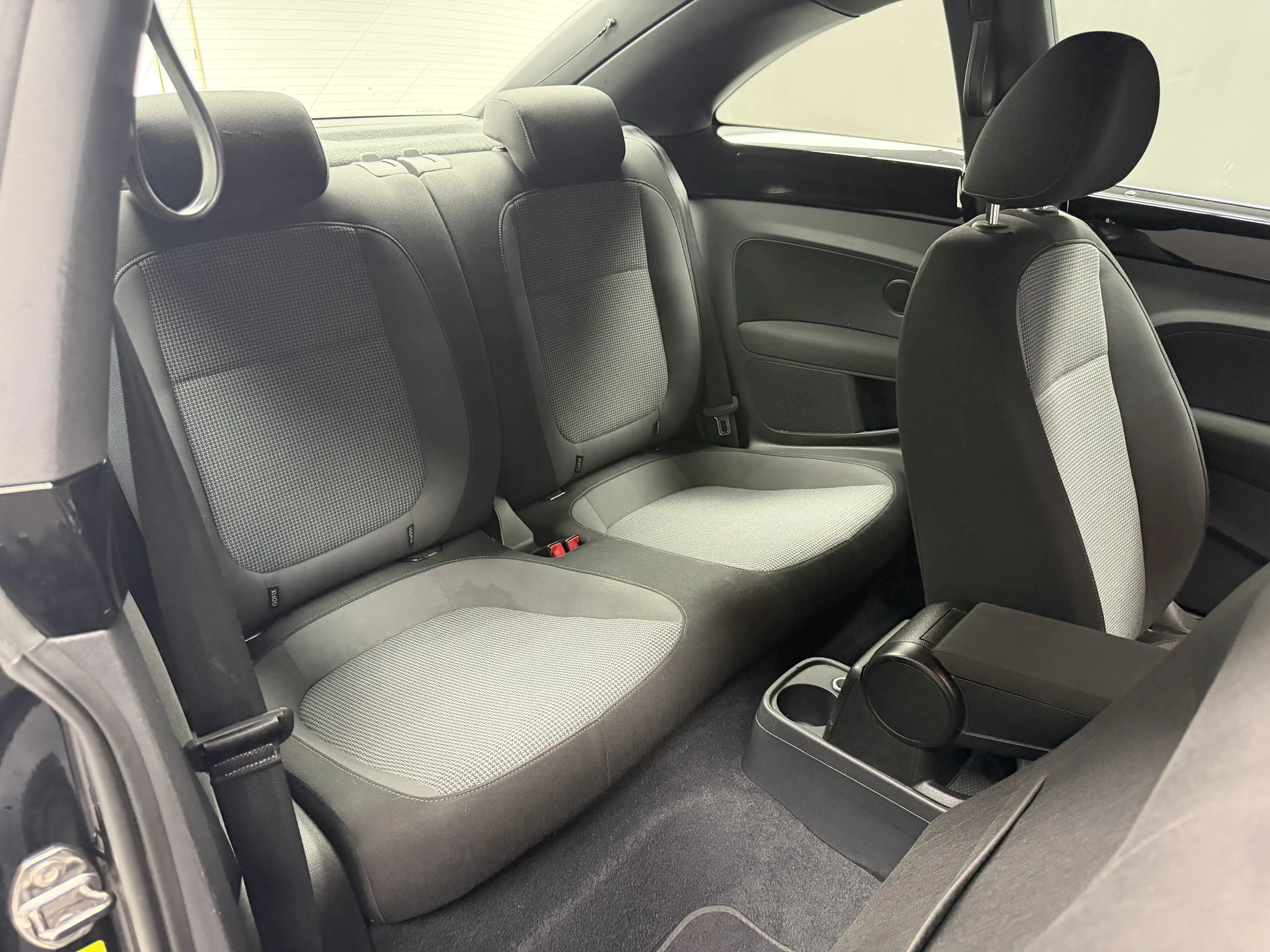 Volkswagen Beetle 1.2 TSI * GPS + JANTES + CLIM + REGU + GARANTIE * — photo 10