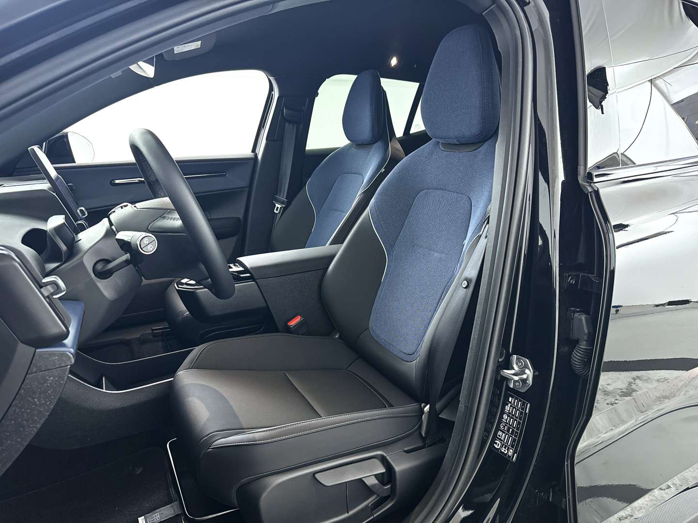 Volvo EX30 Single Motor Plus -  - Joinsteer - #4