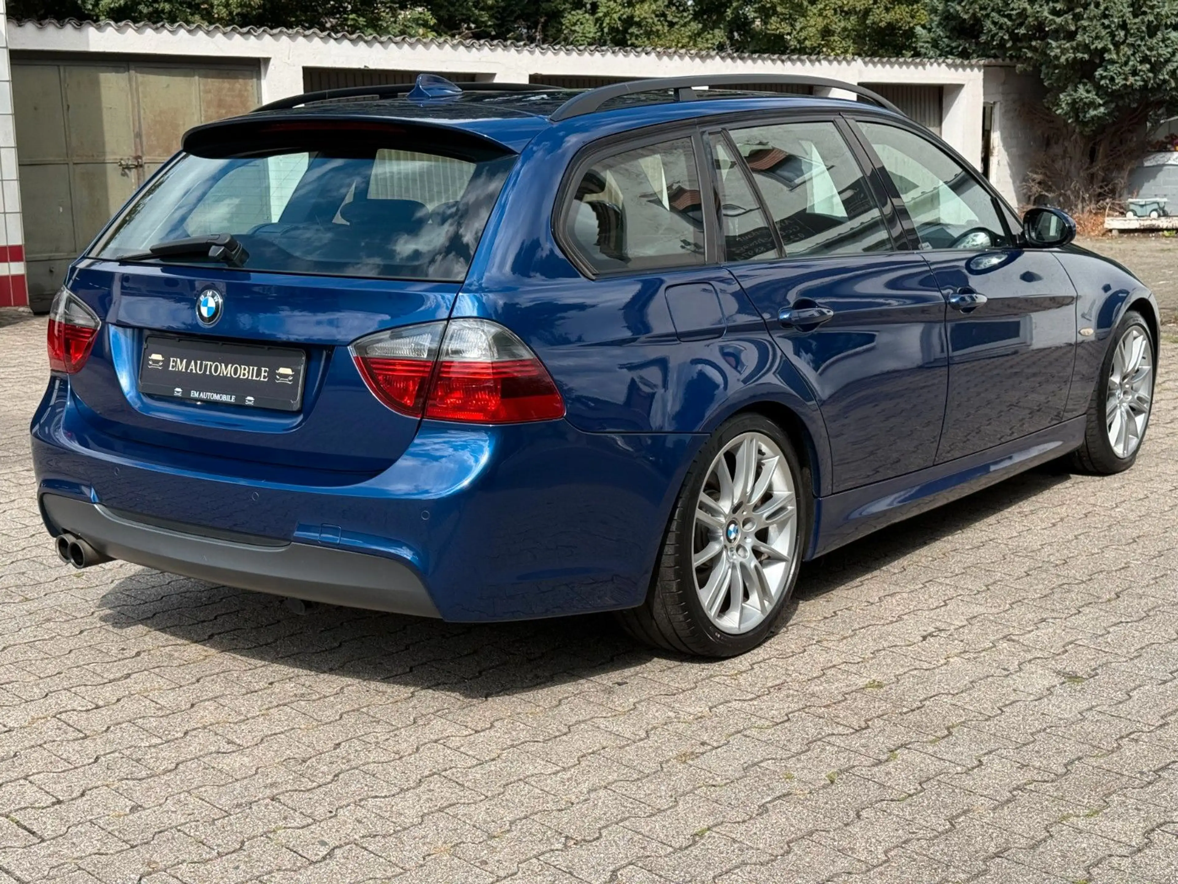BMW 325 d*2.Hand*Scheckheft*M57*M Paket*Le Mans Blau* — photo 4