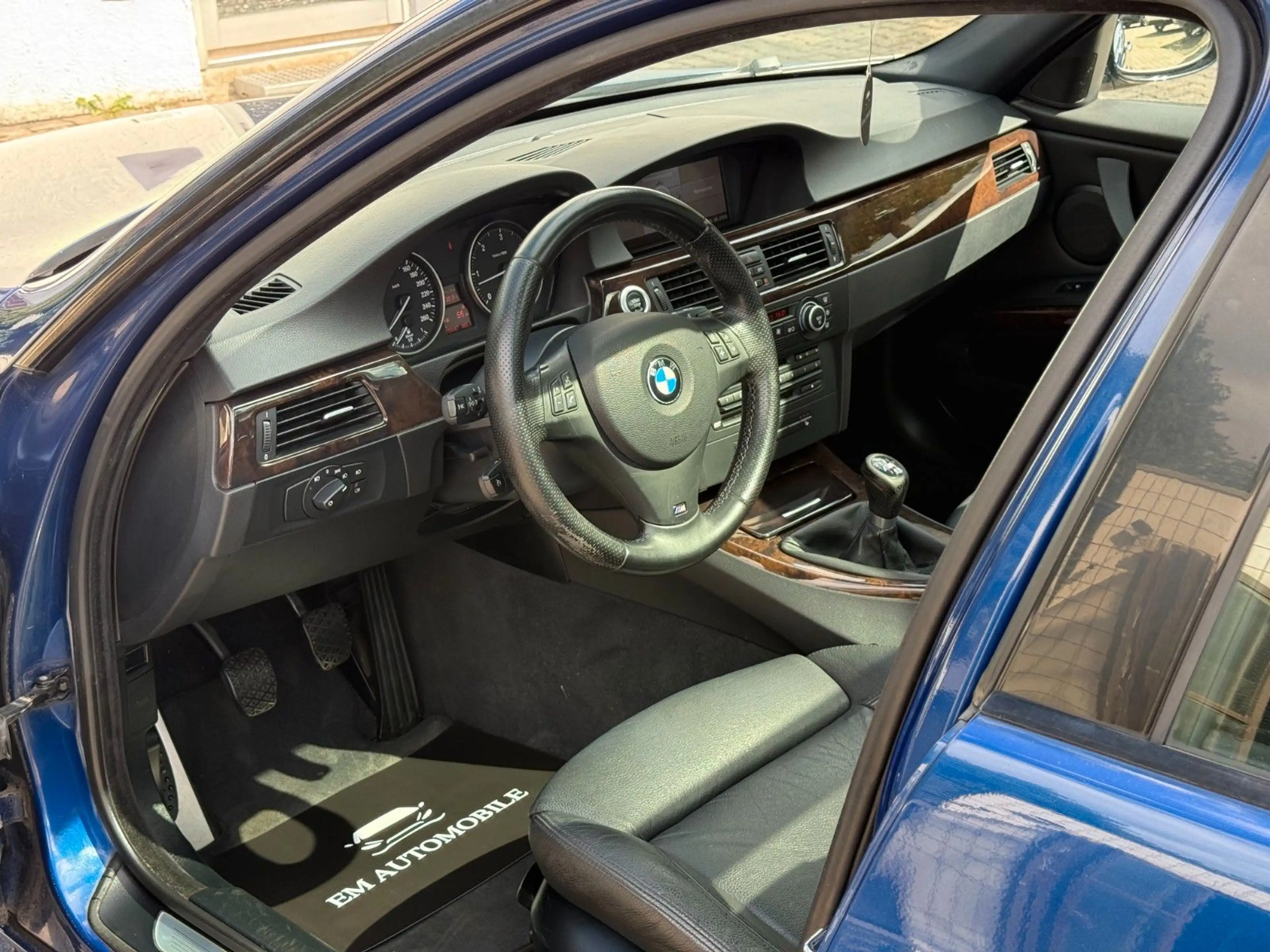 BMW 325 d*2.Hand*Scheckheft*M57*M Paket*Le Mans Blau* — photo 14
