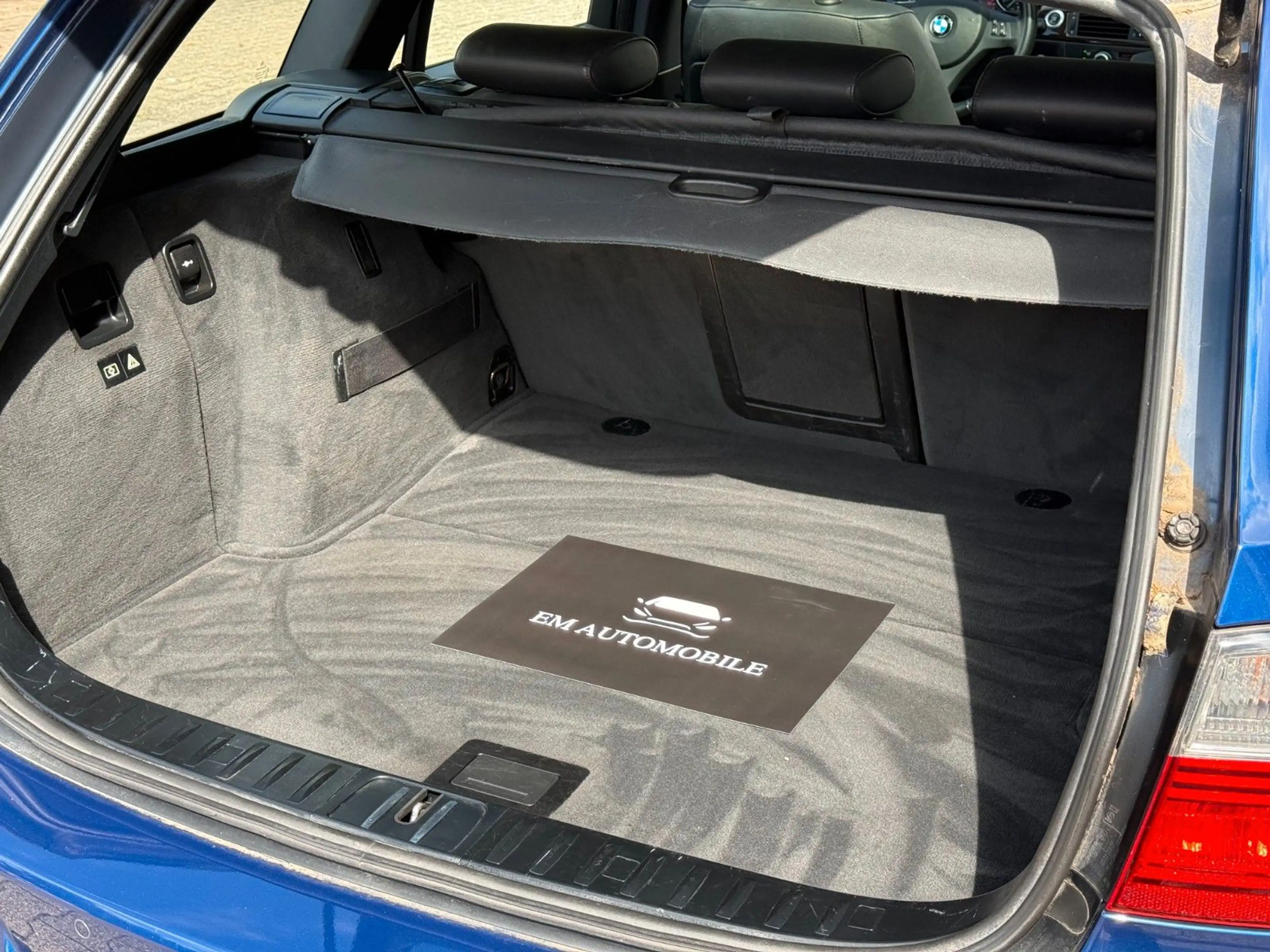 BMW 325 d*2.Hand*Scheckheft*M57*M Paket*Le Mans Blau* — photo 6
