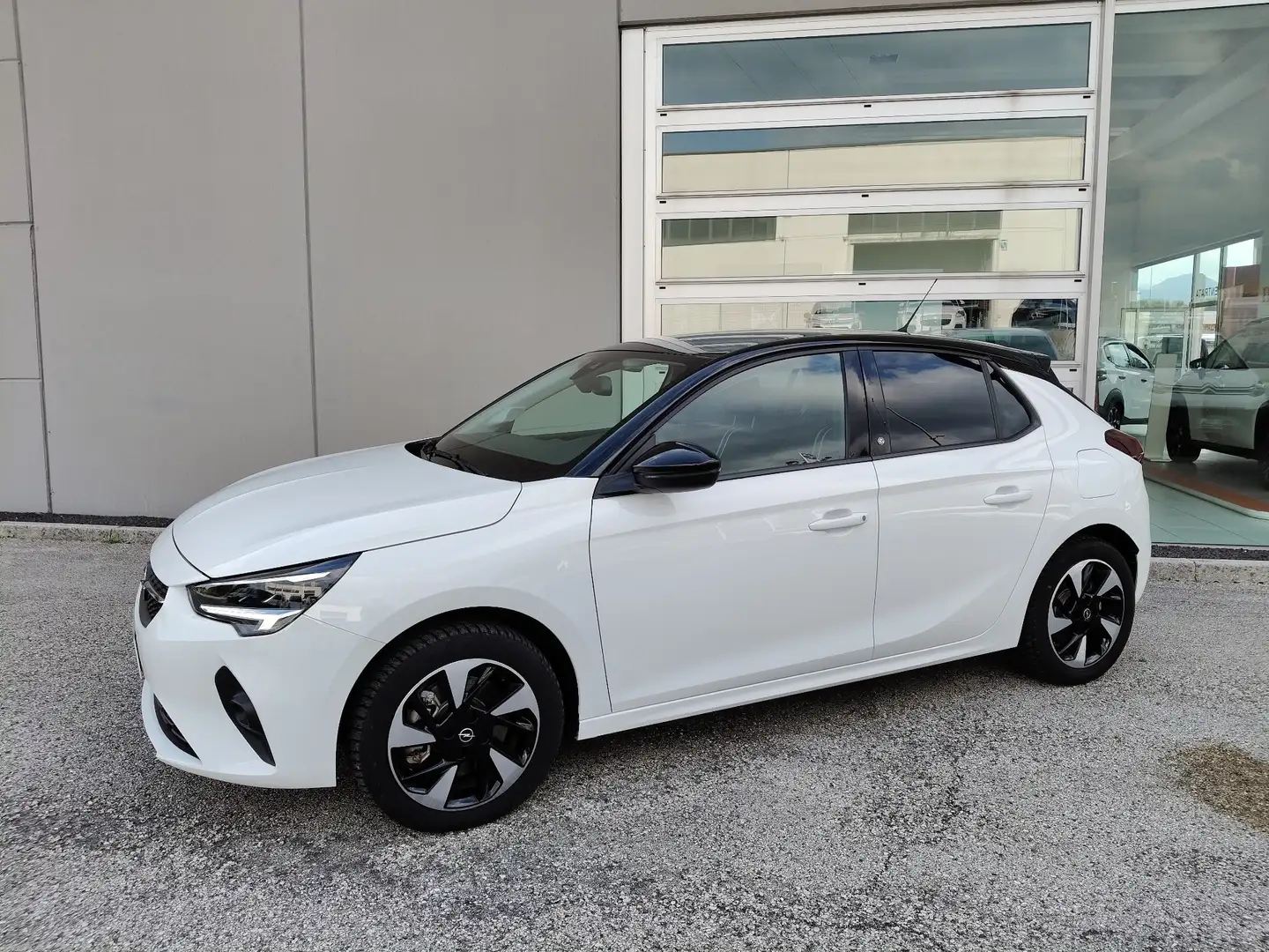 Opel Corsa Corsa E Design&Teck OK NEOPATENTATI Bianco - 2