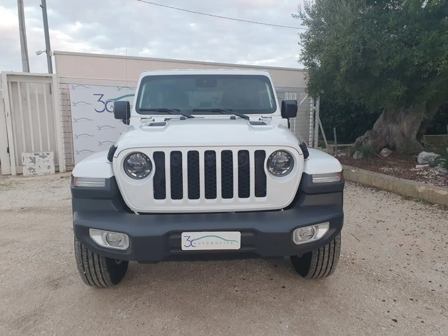Jeep Wrangler Unlimited 2.0 PHEV ATX 4xe Sahara Bianco - 2