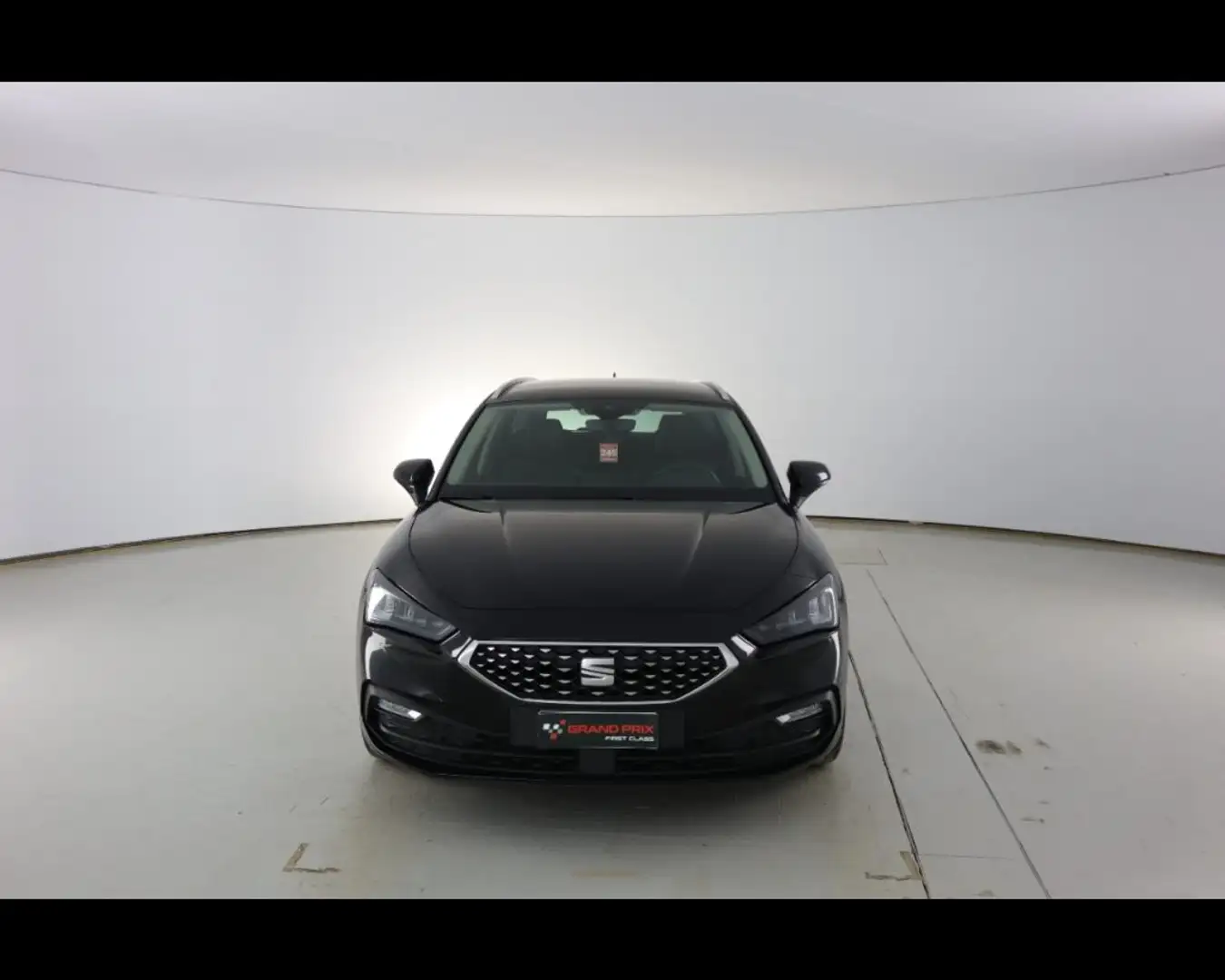 SEAT Leon Sportstourer 1.5 eTSI 150 CV DSG Xcellence Nero - 1