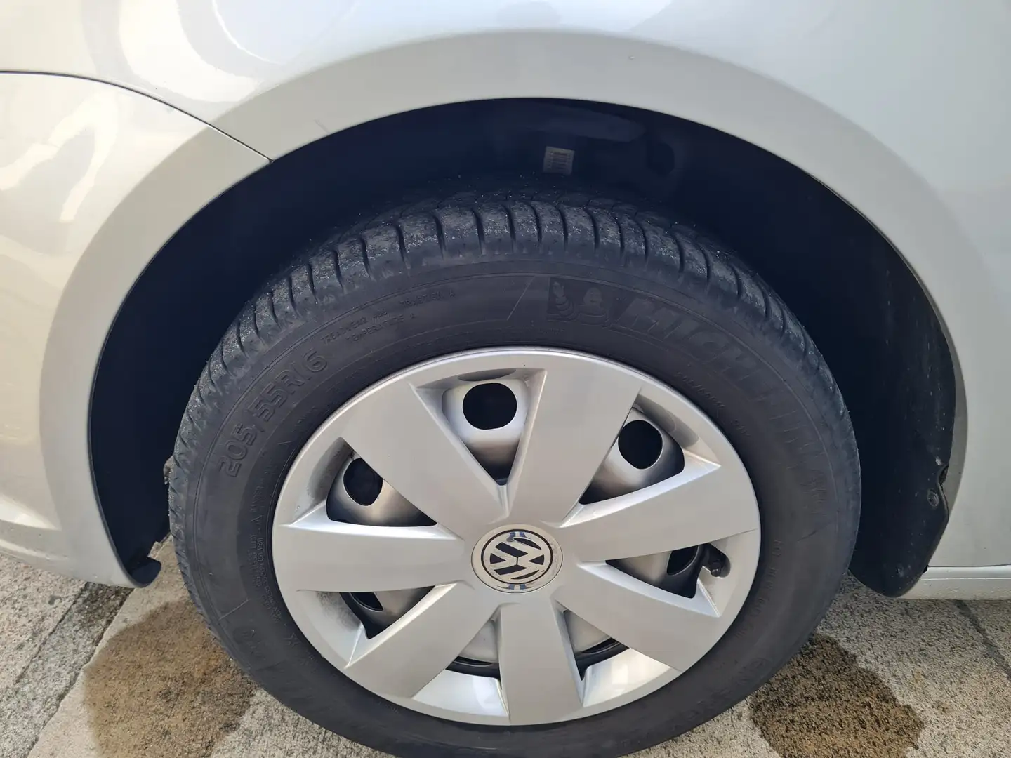 Volkswagen Touran Touran II 2010 1.4 tsi Comfortline ecofuel M 150cv Argento - 2