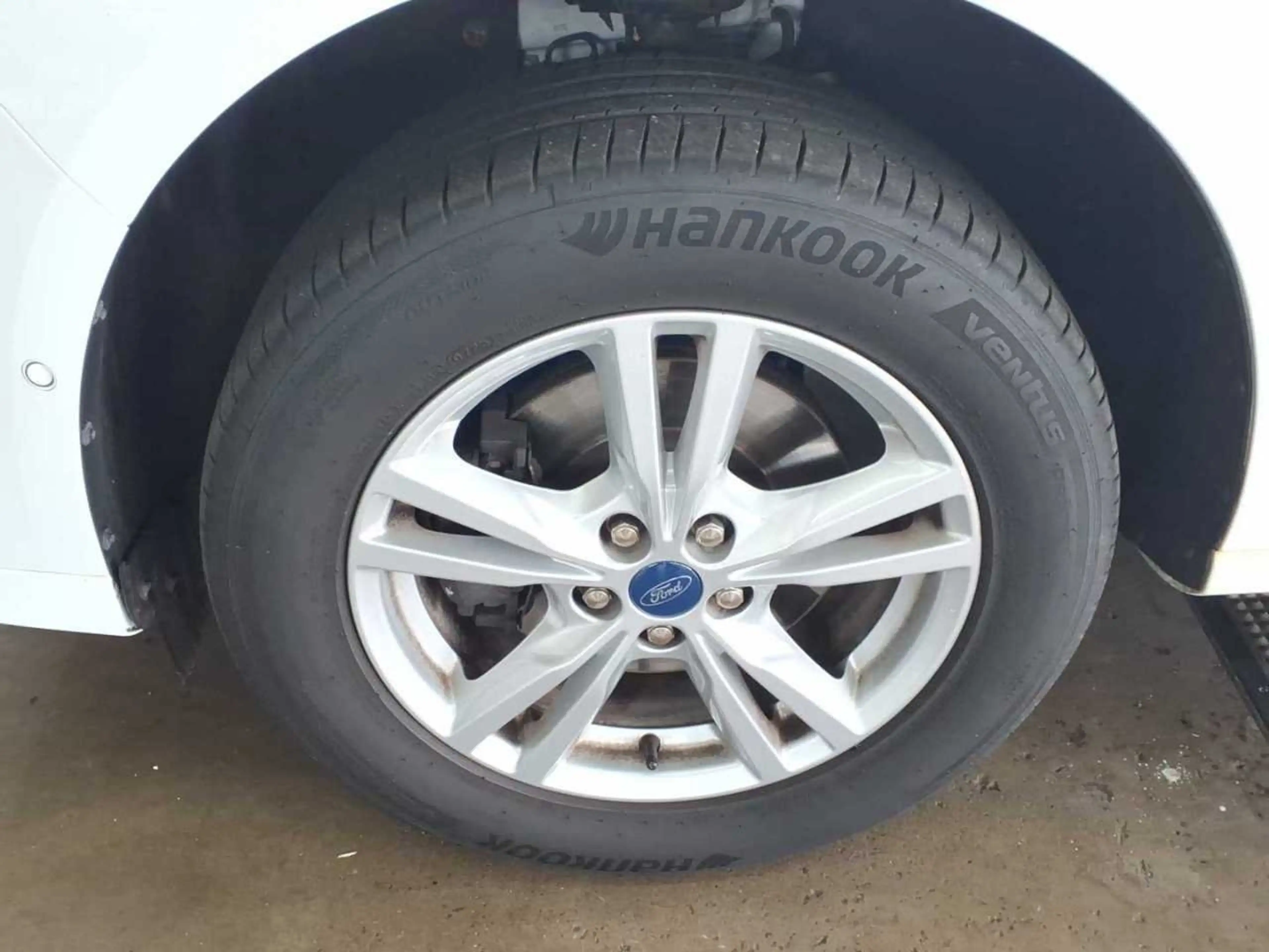 Ford S-Max 2.0 EcoBlue Titanium AHK SpoSi StHz ACC — photo 12