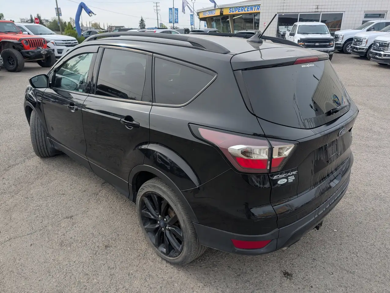 Ford Escape снимка Ford Escape
