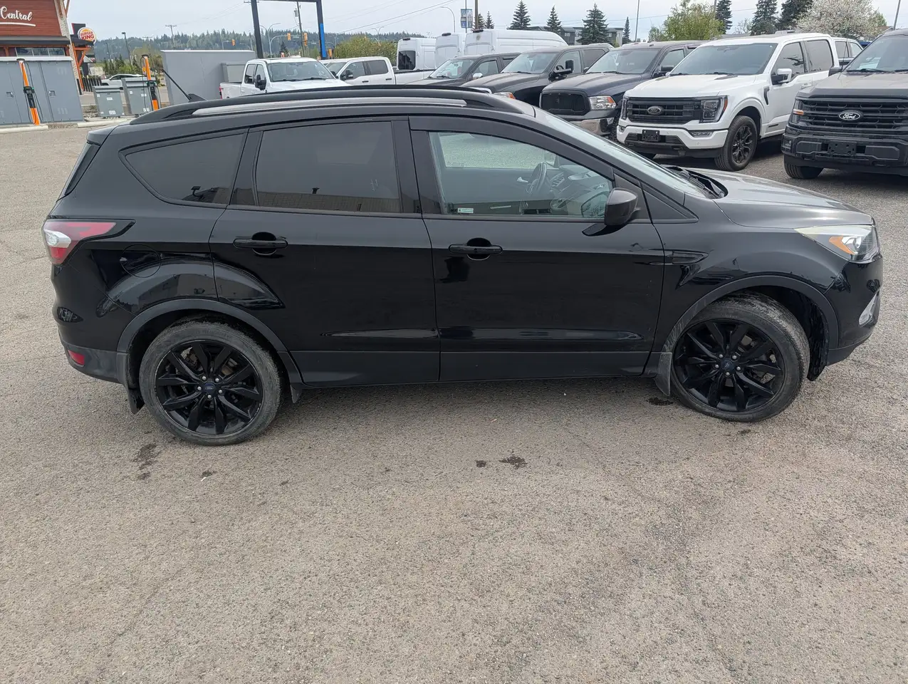 Ford Escape снимка Ford Escape