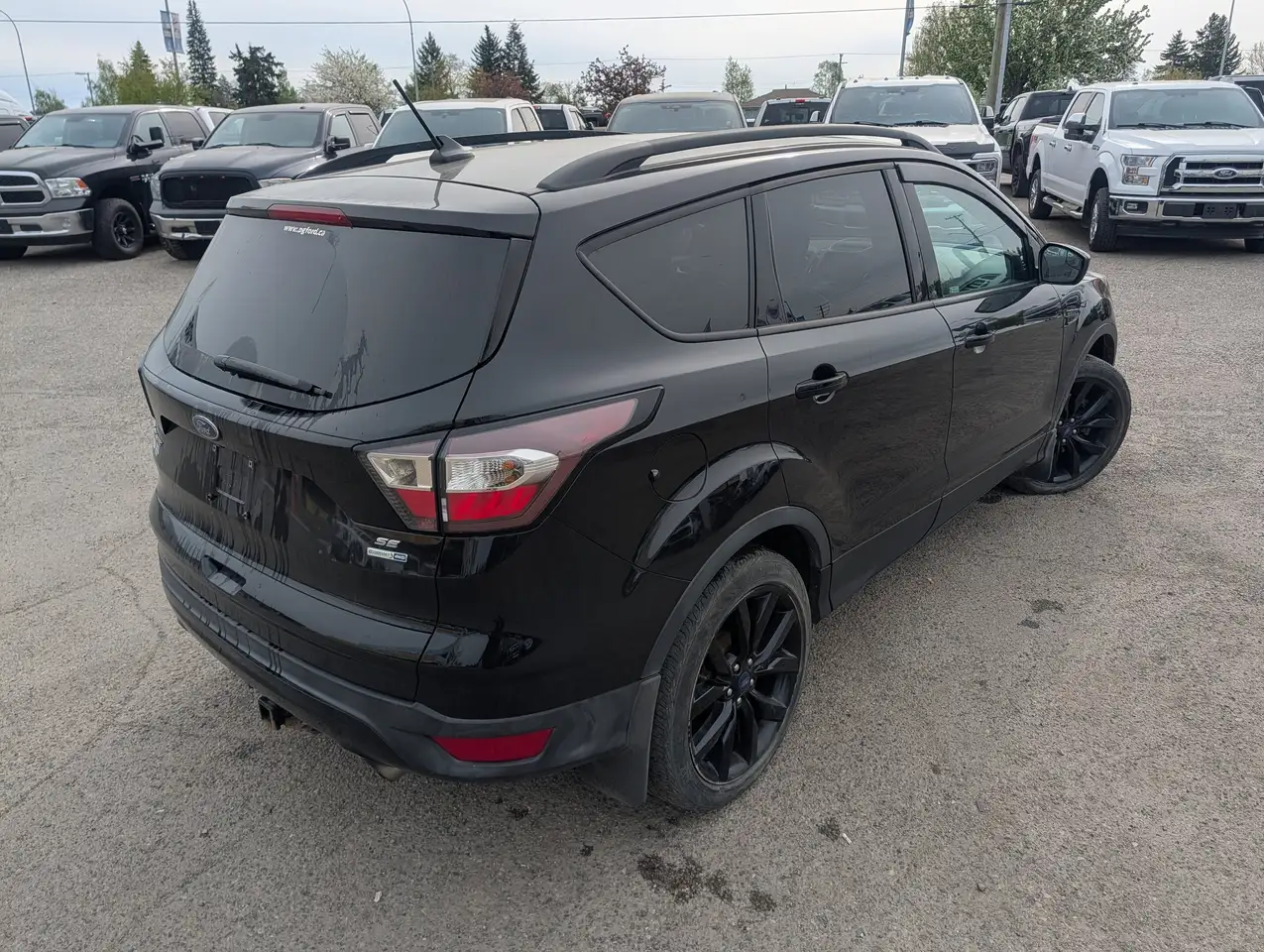 Ford Escape снимка Ford Escape
