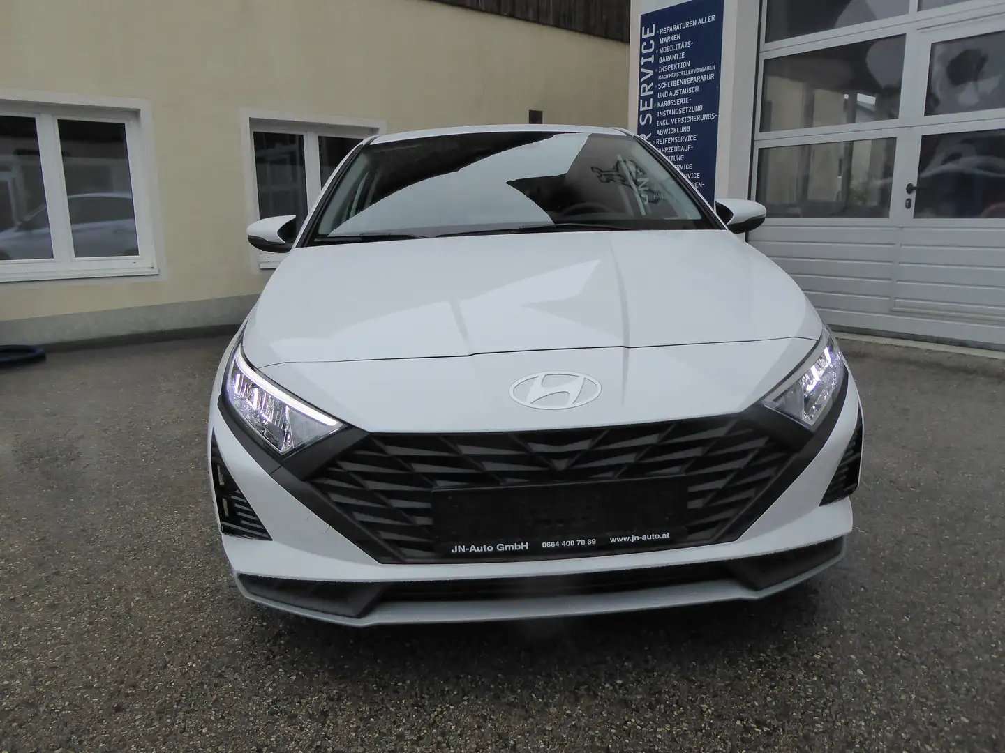 Hyundai i20 1,2 MPI GO PLUS Weiß - 2