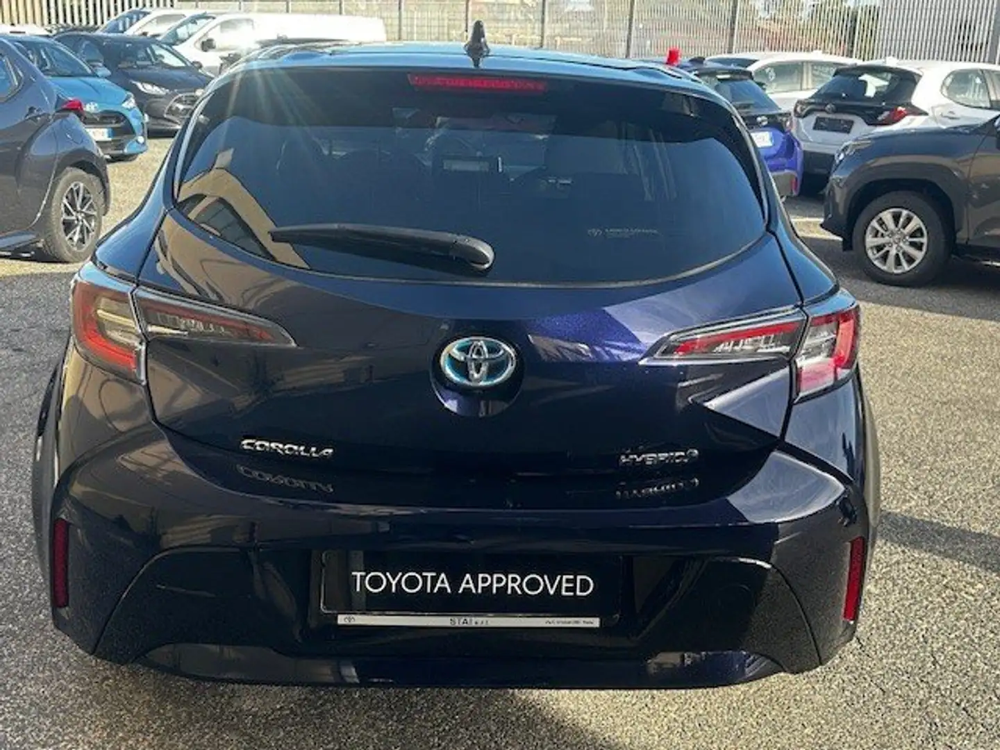 Toyota Corolla Corolla XII 2019 1.8h Business Tech cvt Blu/Azzurro - 1