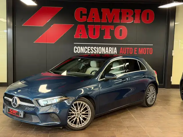 Mercedes-Benz A 180