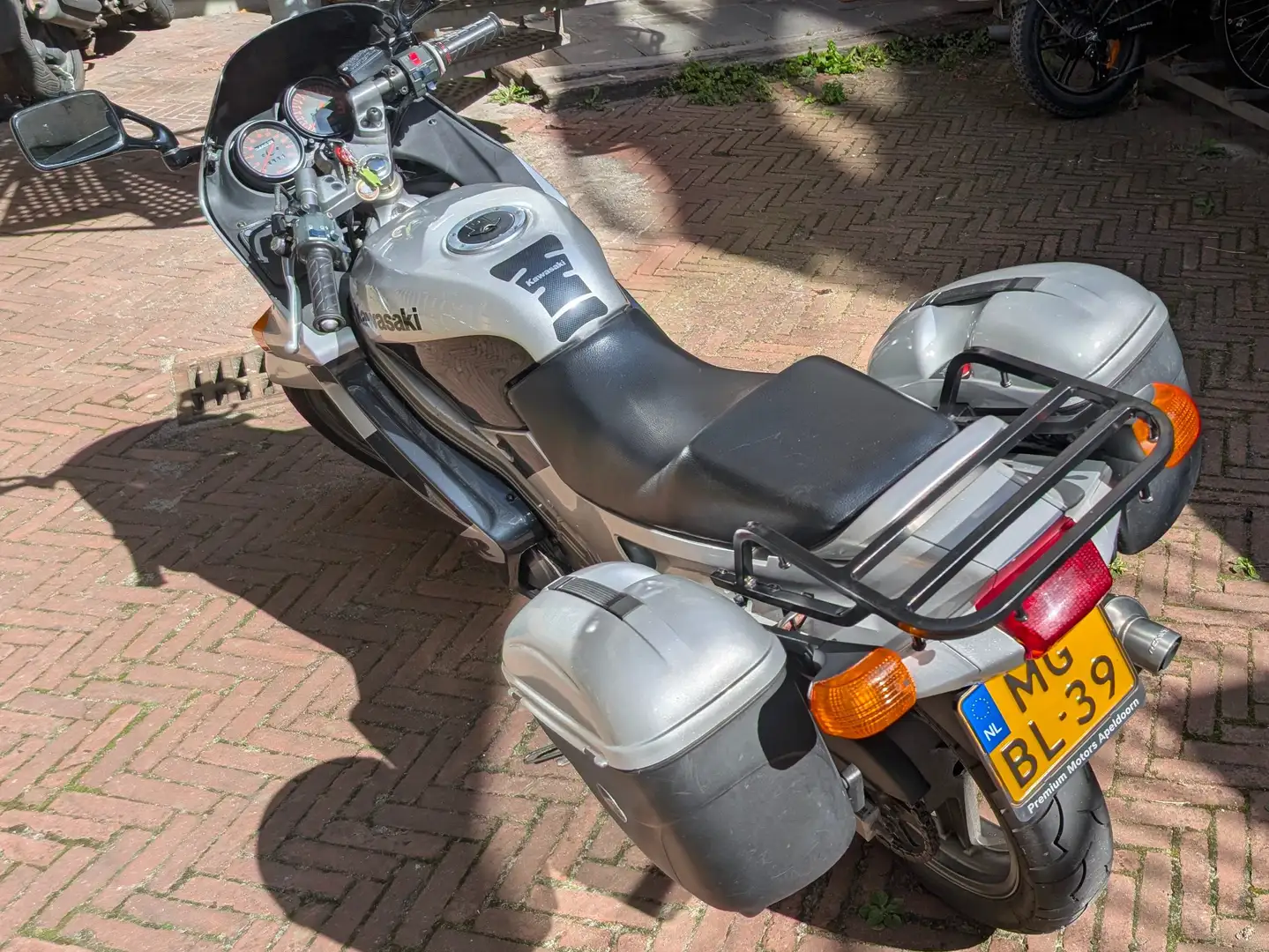 Kawasaki ZZR 250 Grigio - 2