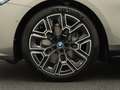 BMW i5 eDrive40 84 kWh M Sportpakket / Adaptief Onderstel Grijs - thumbnail 6
