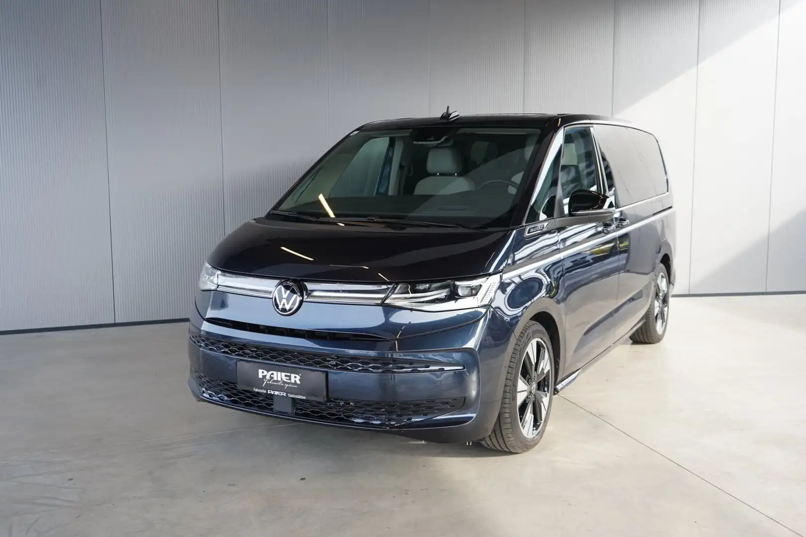 Volkswagen T7 Multivan VW T7 Multivan Style ÜH eHybrid 180 kW 4MOTION Blau - 2