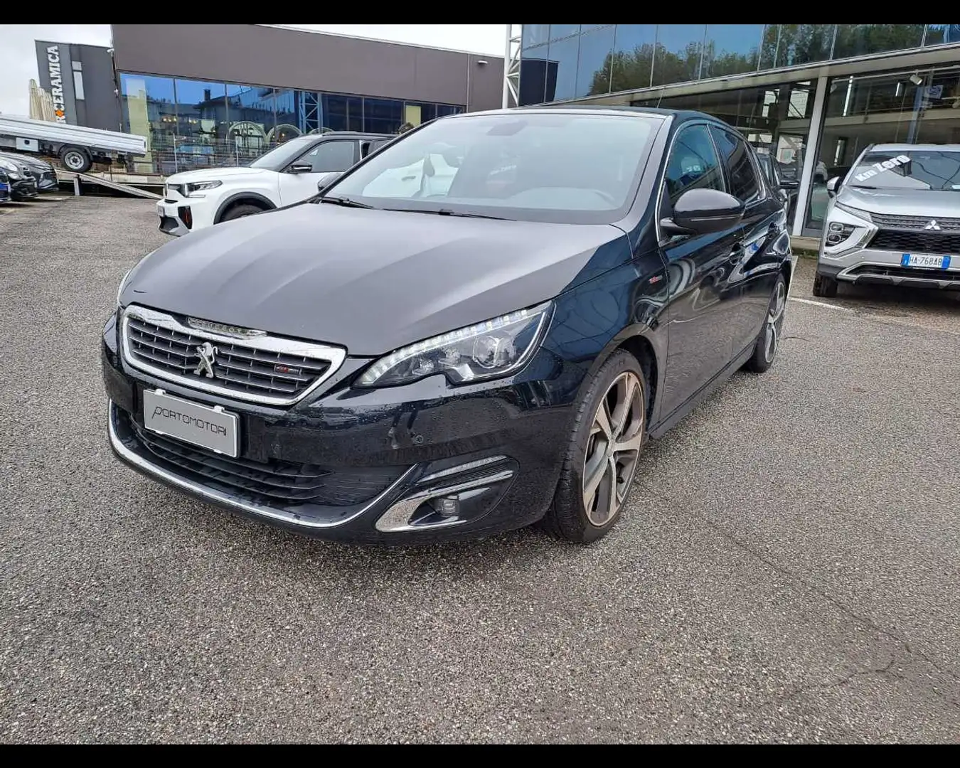 Peugeot 308 BlueHDi 120 S&S GT Line Zwart - 1
