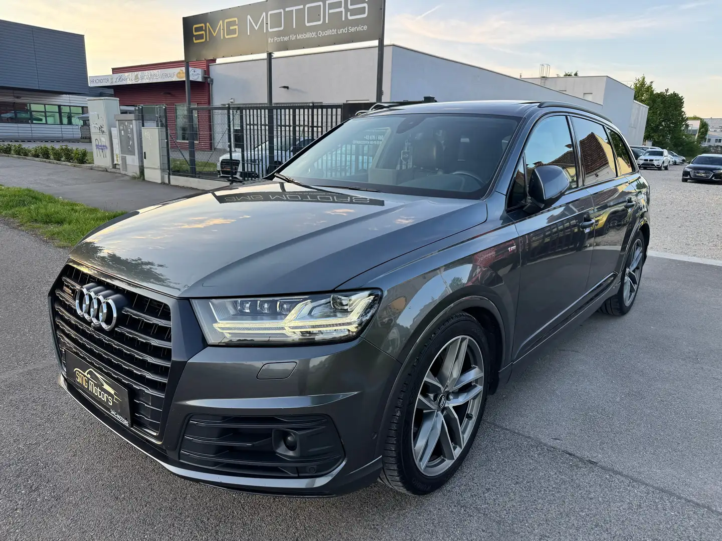 Audi Q7 3,0 TDI quattro Tiptronic 7-SITZER 3xSline Gris - 2