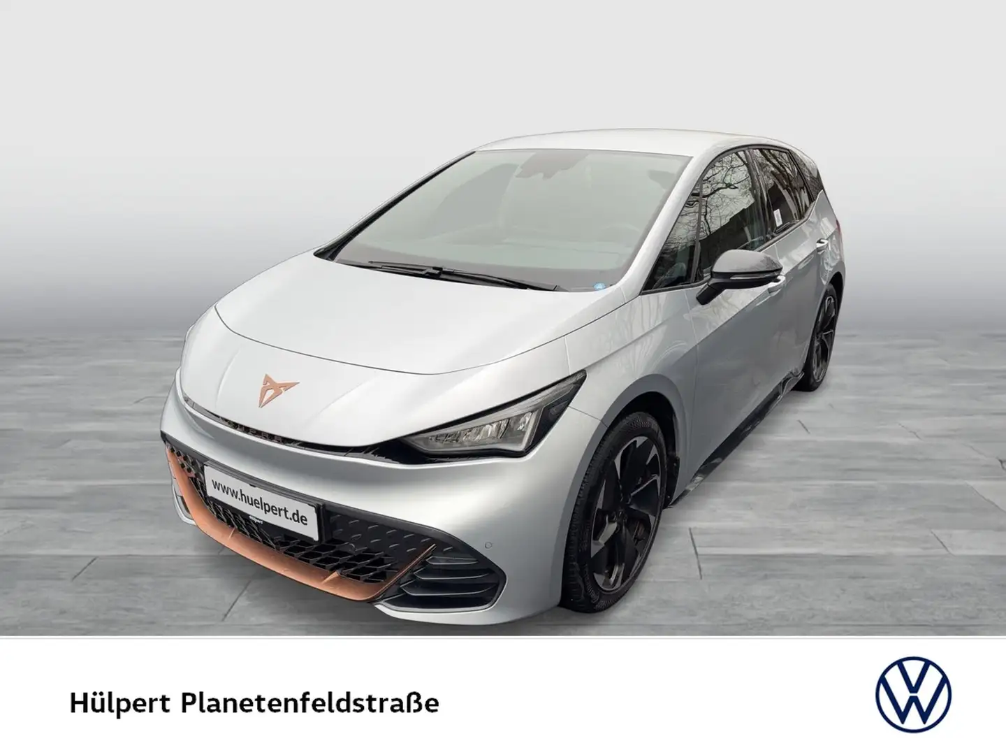 CUPRA Born e-BOOST CAM ACC LM19 NAVI SITZHEIZUNG LED Plateado - 2