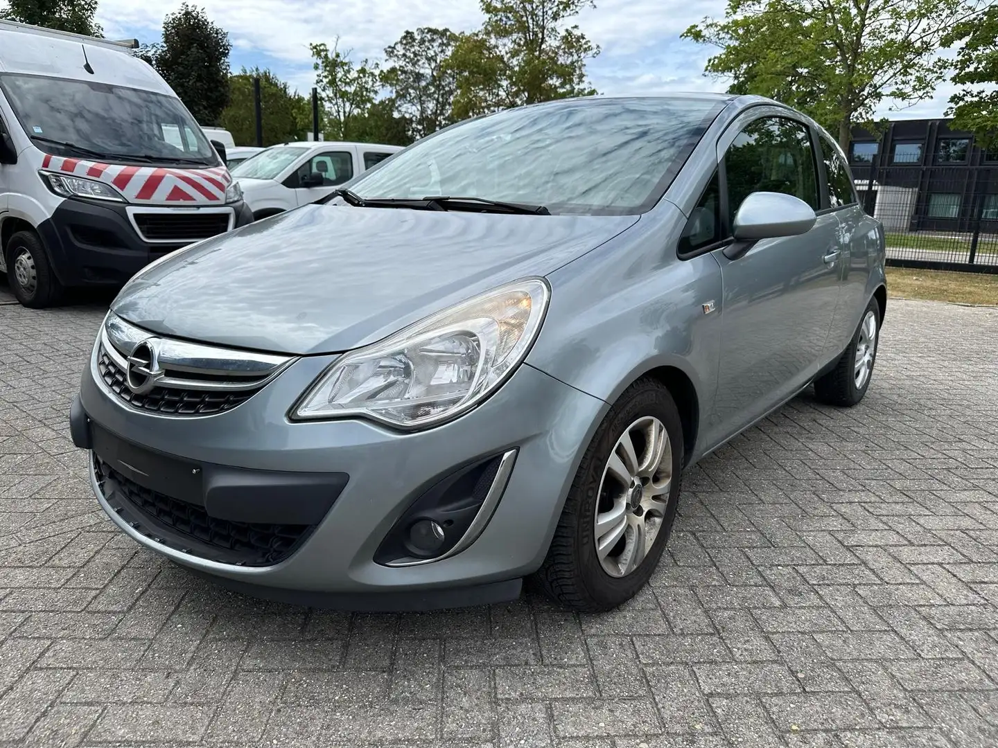 Opel Corsa Corsa 1.3 CDTI DPF ecoFLEX Start/Stop Edition Argent - 1