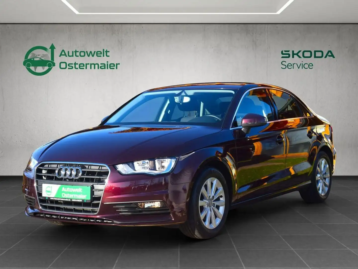 Audi A3 1.4 TFSI Limousine*Attraction*AHK* Rouge - 1