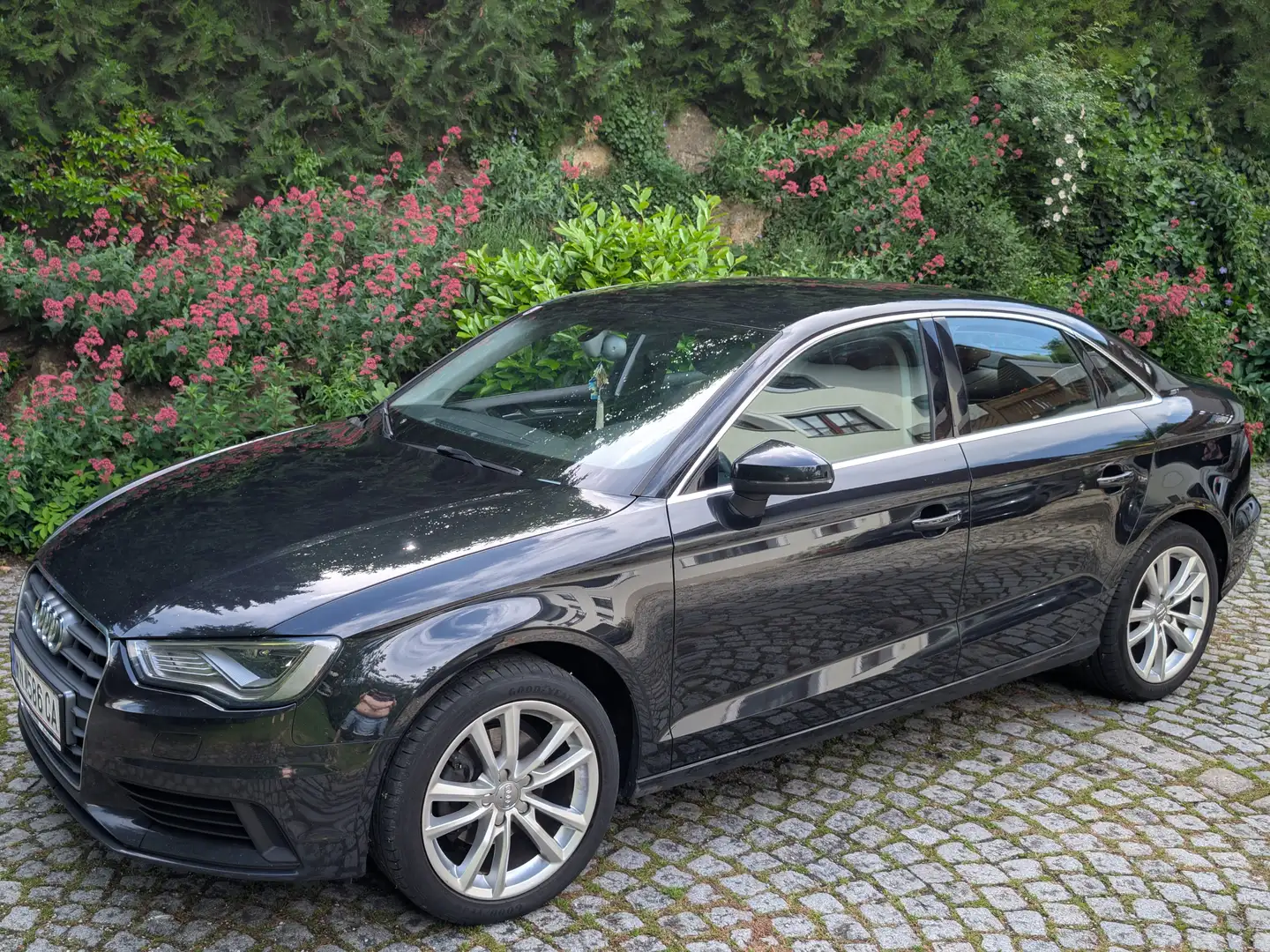 Audi A3 A3 Limousine 1,6 TDI S-tronic Ambiente - 1