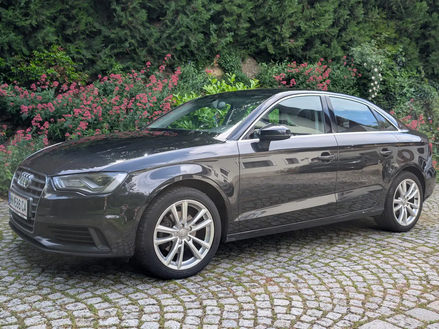 Audi A3 A3 Limousine 1,6 TDI S-tronic Ambiente - 2