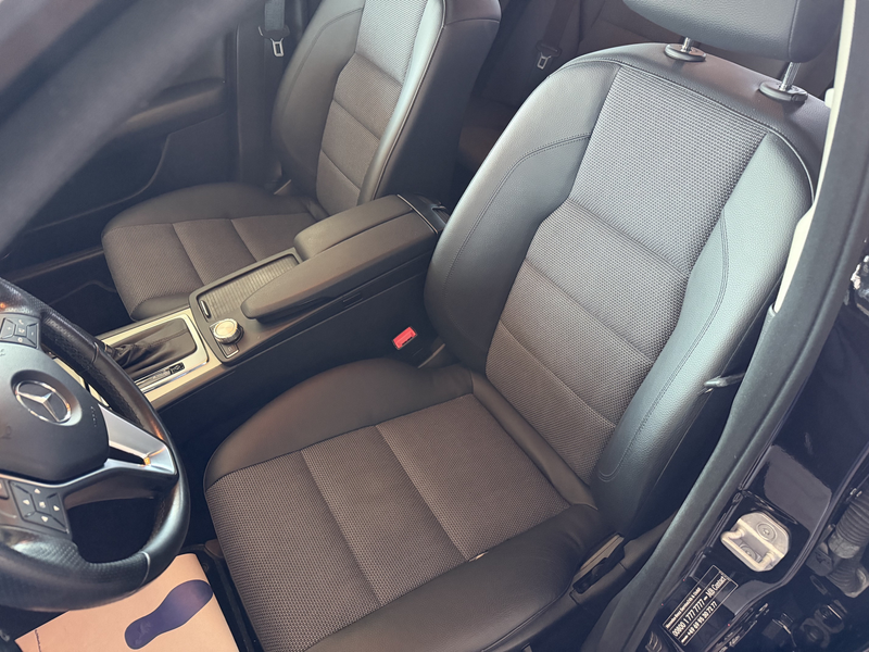 Mercedes-Benz C 250 T CGIAVANTGARDE+SCHIEBEDACH+DISTRONIC+ — photo 7