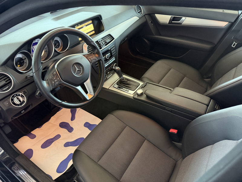 Mercedes-Benz C 250 T CGIAVANTGARDE+SCHIEBEDACH+DISTRONIC+ — photo 5
