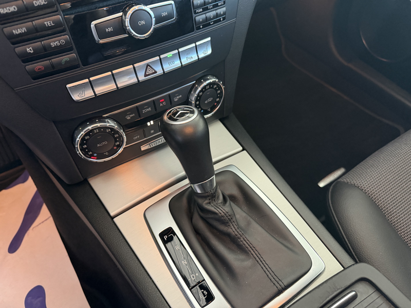 Mercedes-Benz C 250 T CGIAVANTGARDE+SCHIEBEDACH+DISTRONIC+ — photo 11