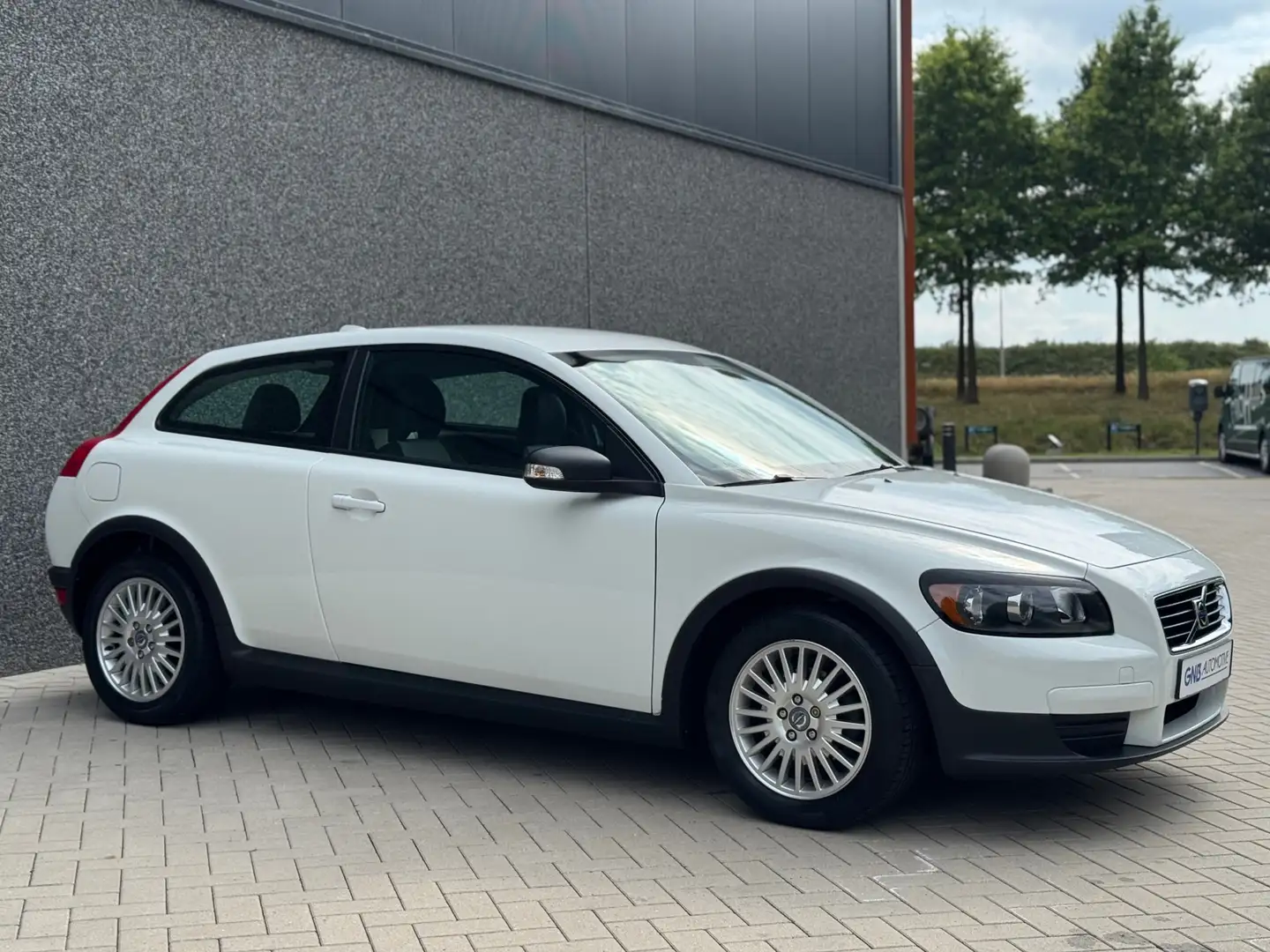 Volvo C30 1.6 | Airco | Electrische ramen | Wit - 2