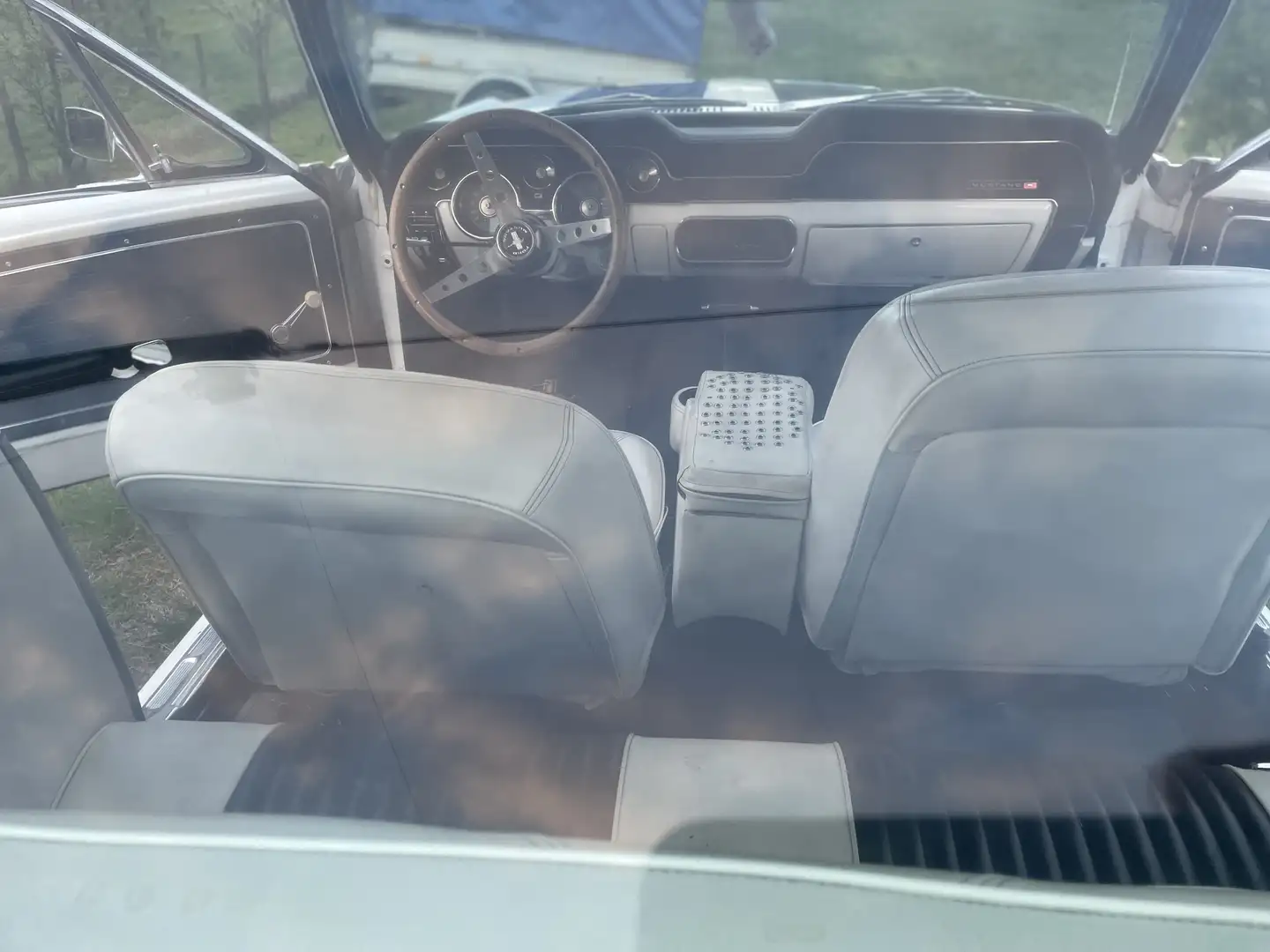 Ford Mustang 302 cui Weiß - 2