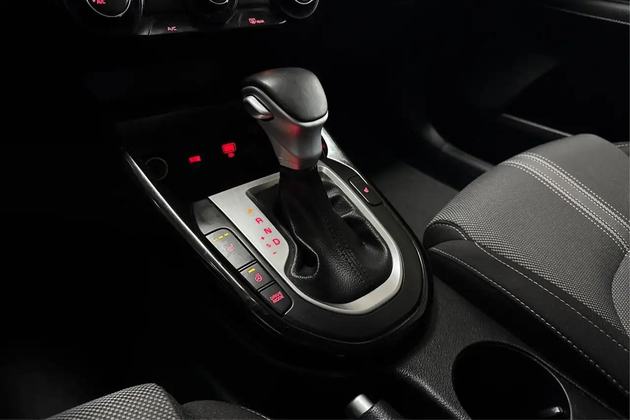 Kia Forte снимка Kia Forte