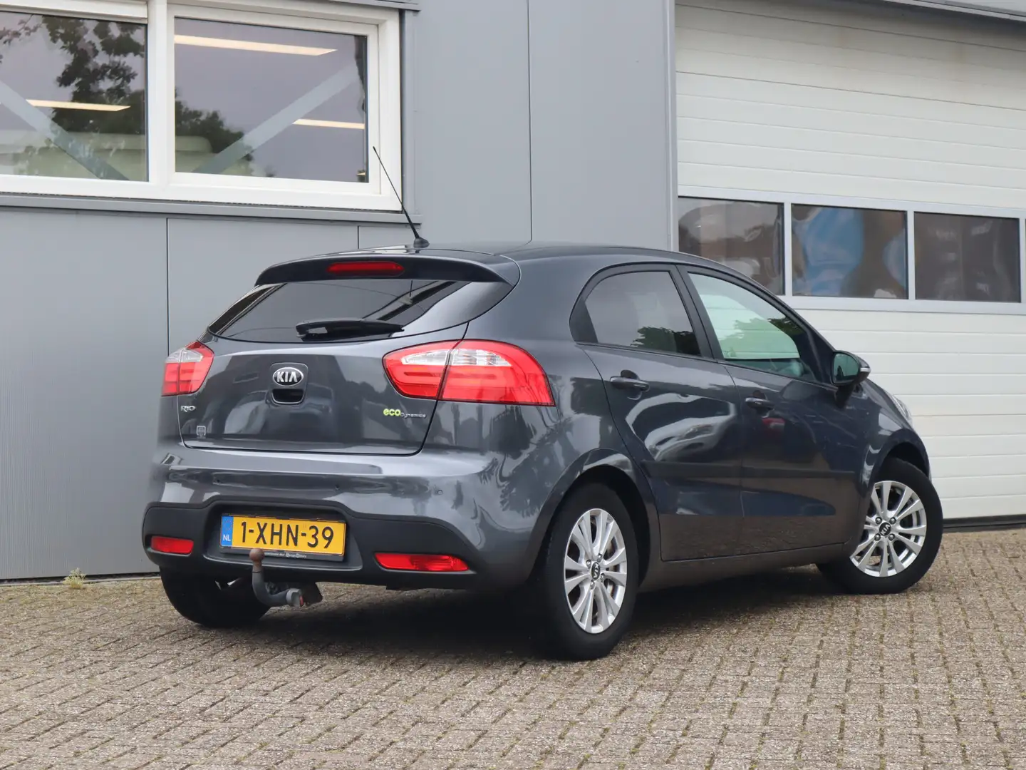 Kia Rio 1.2 CVVT World Cup Edition / Trekhaak / Cruise / L Grau - 2