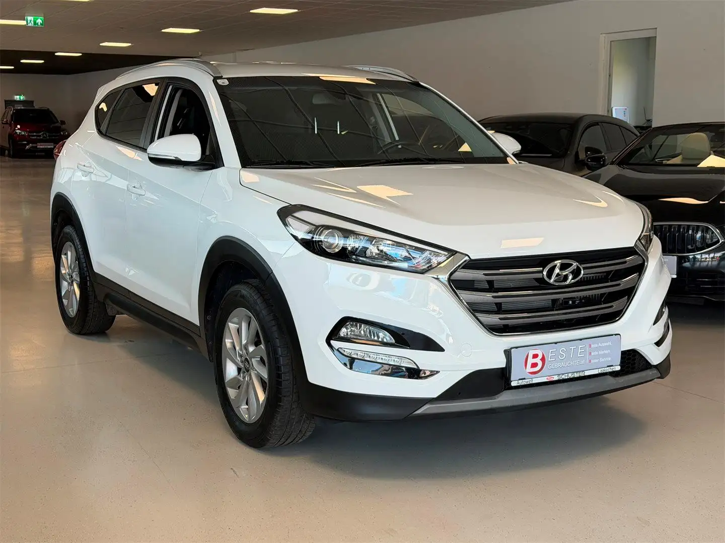 Hyundai TUCSON Tucson Business 1,7 CRDi DCT Weiß - 1