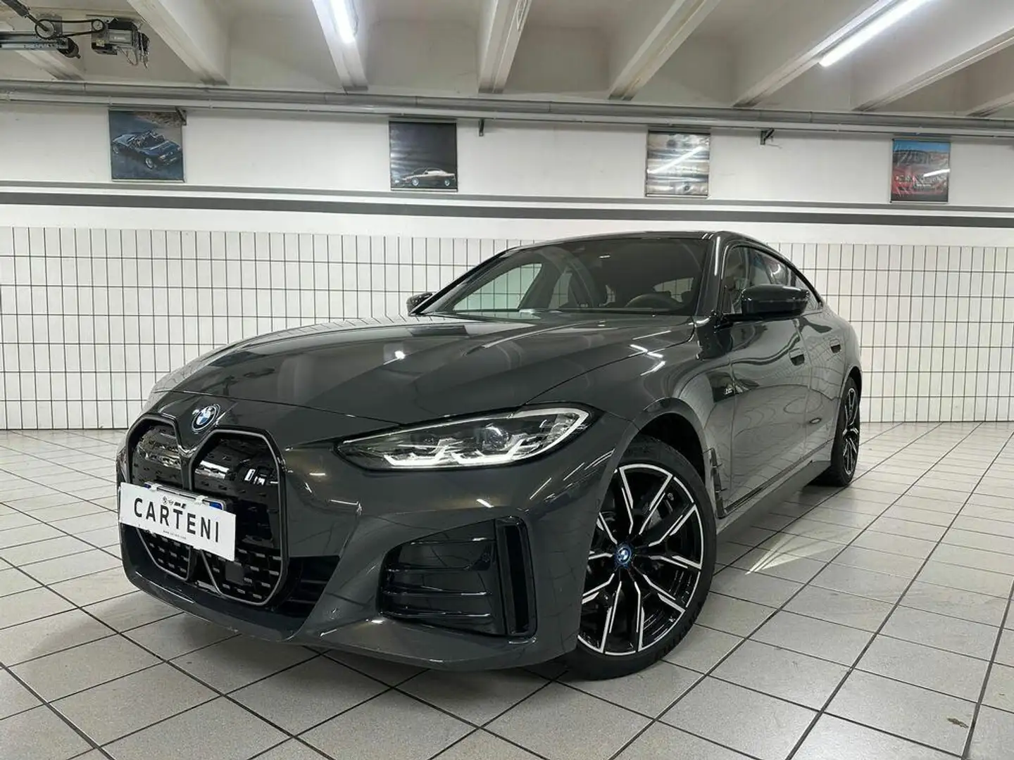 BMW i4 edrive40 Msport auto Šedá - 1