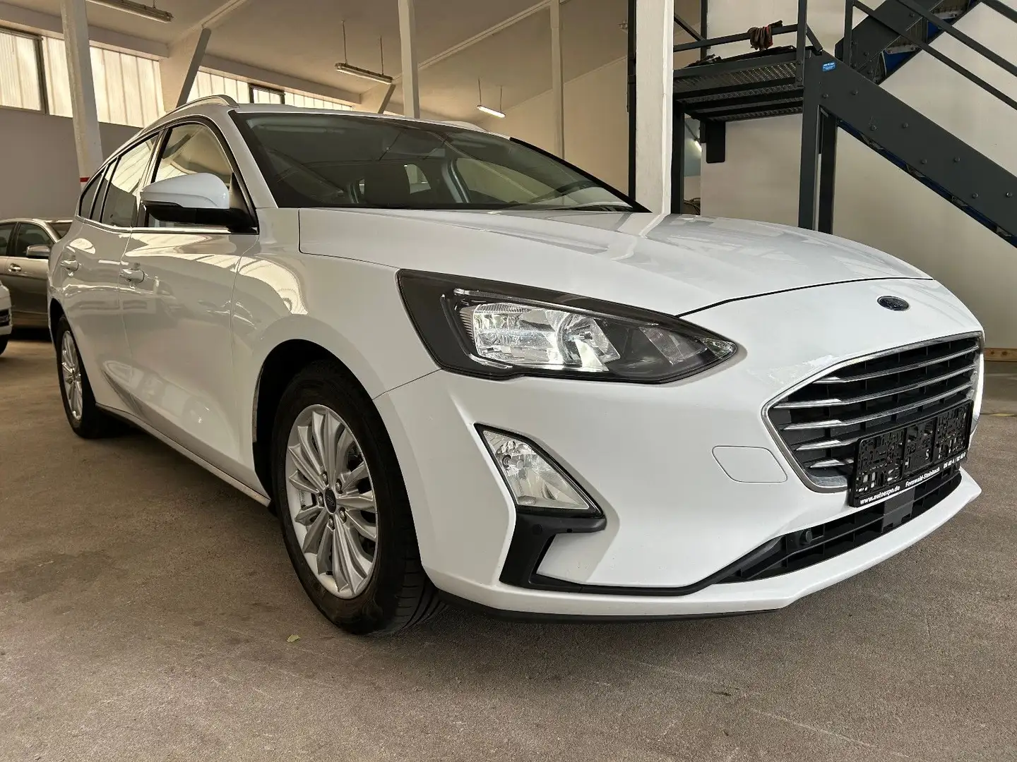 Ford Focus Turnier 1,5 EcoBlue "Titanium X"*NAVI Blanc - 1