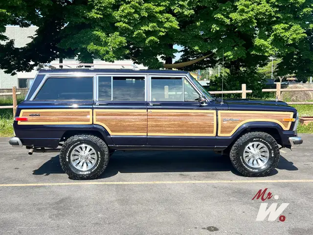 Jeep Wagoneer 1988  5900