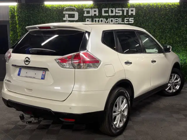 Nissan X-Trail view 8