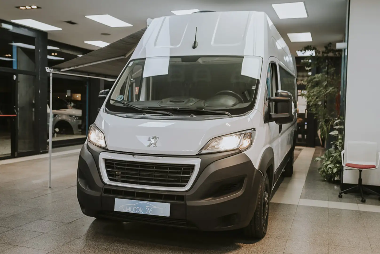 Peugeot Boxer Furgón 2.2BlueHDI 435 L3H3 S&S 140 Blanco - 2