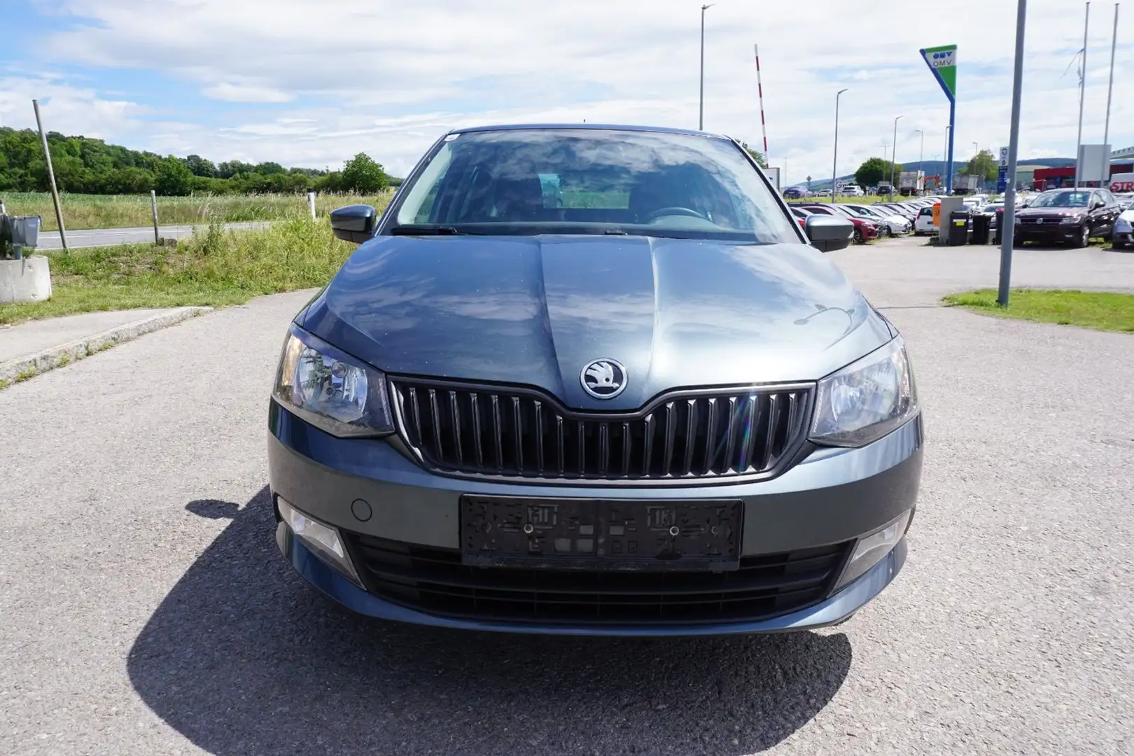 Skoda Fabia Active Grau - 1