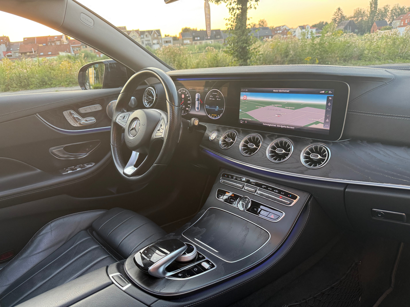 Mercedes-Benz E 220 Coupe E 220 d — photo 11