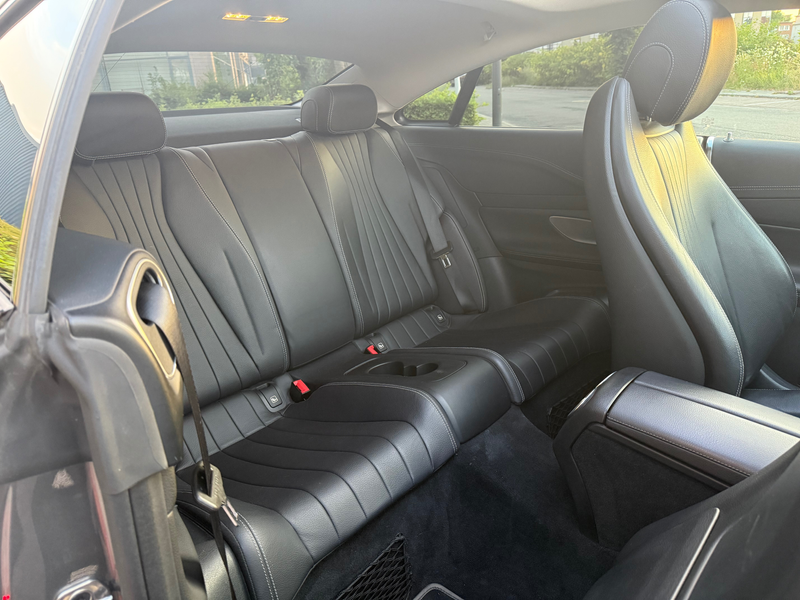 Mercedes-Benz E 220 Coupe E 220 d — photo 8