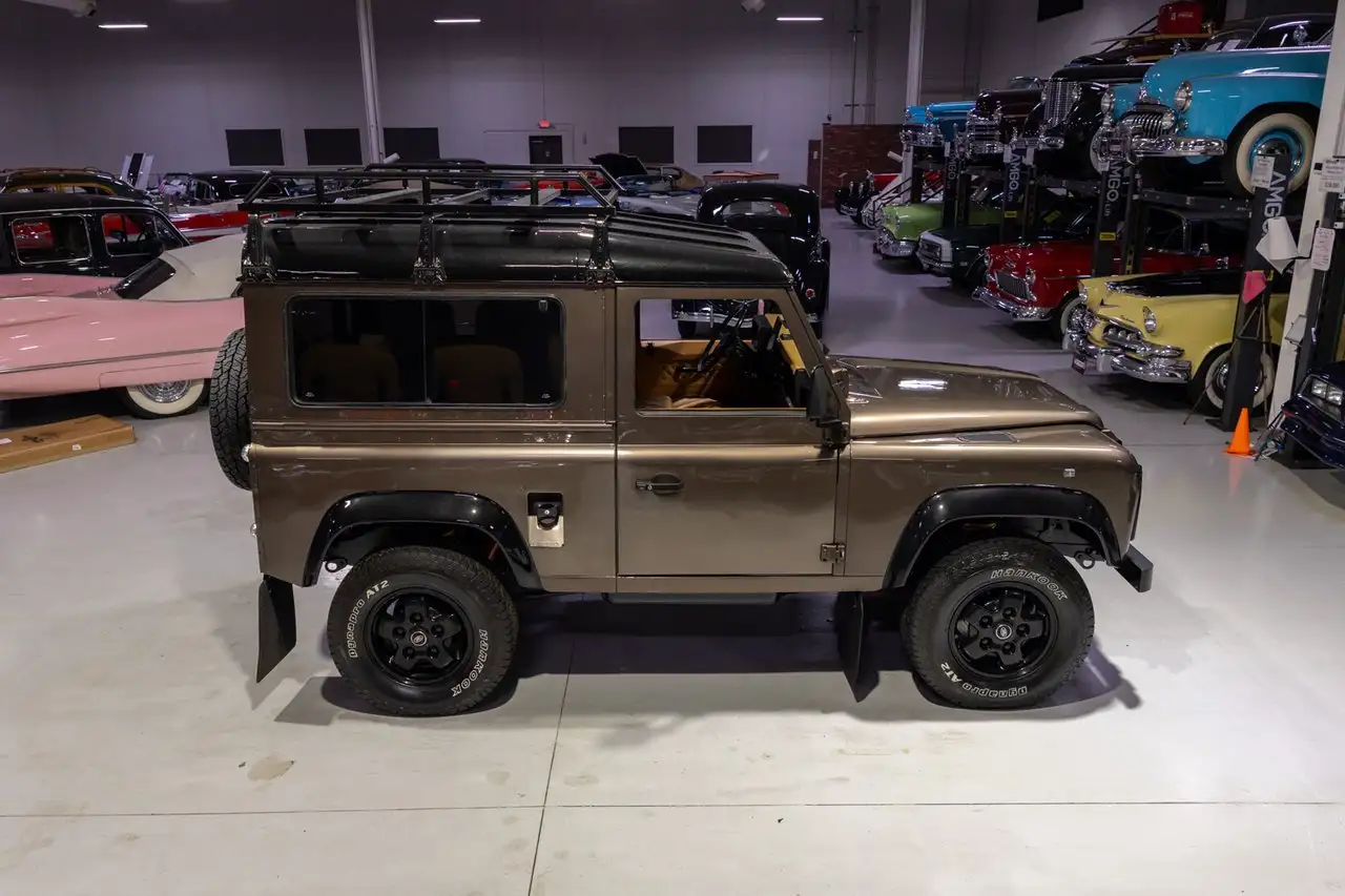 Land Rover Defender 90, foto 12