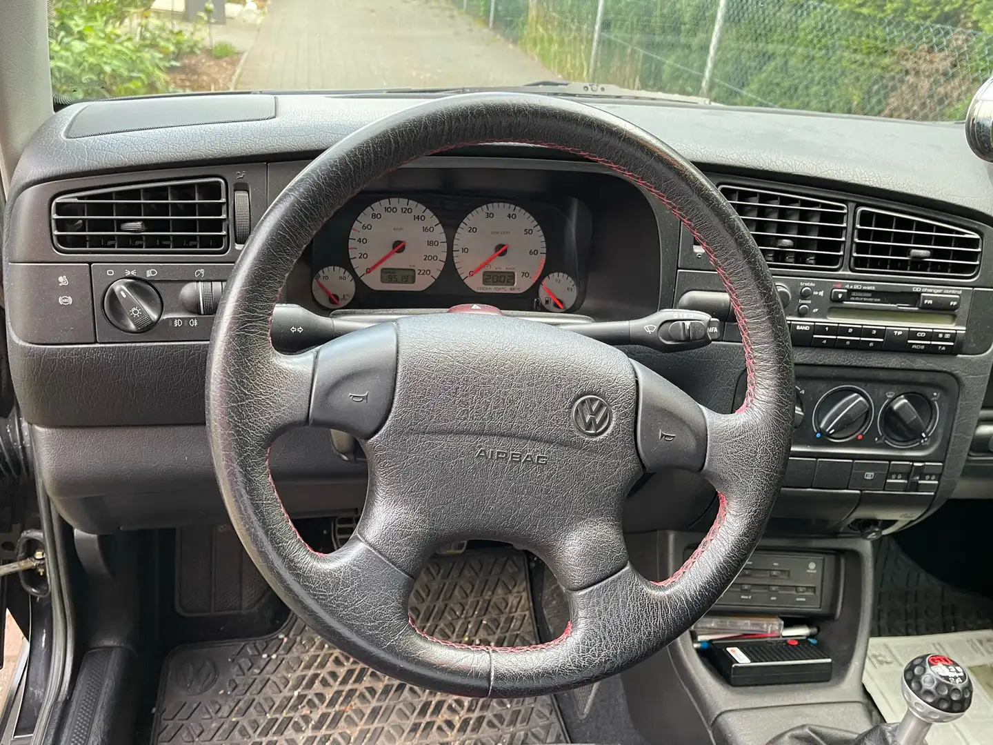 Volkswagen Golf GTI 2.0 20 Jahre Czarny - 2
