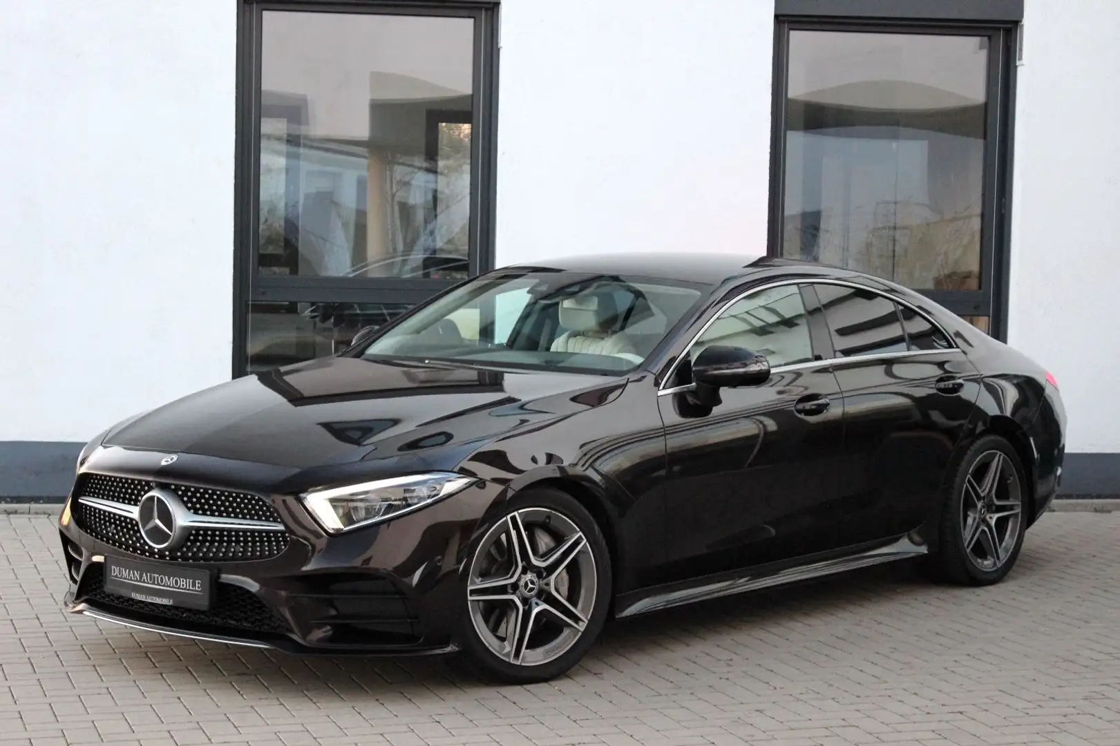 Mercedes-Benz CLS 350 *AMG-STYLING DISTRONIC 360° HUD 1. HD Schwarz - 1