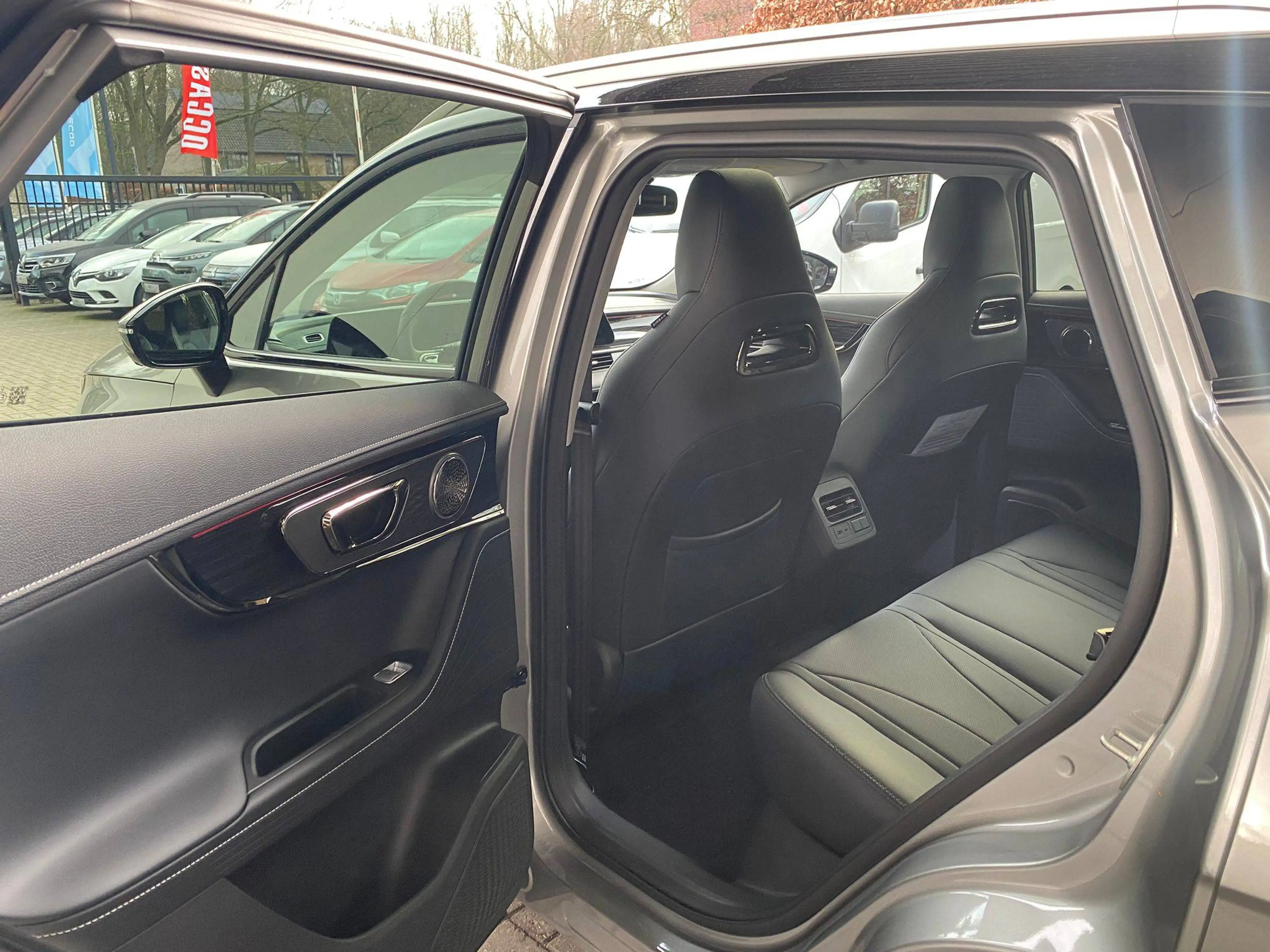 Omoda 5 SHS-H Premium Full Option 7 jaar garantie -€2500 september deals!!! — photo 10